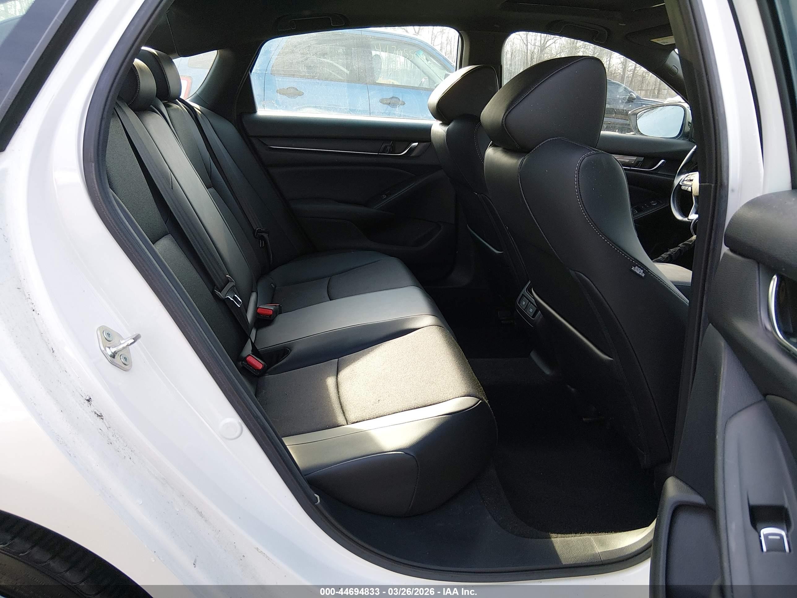 2021 Honda Accord Sport 2.0t Белый vin: 1HGCV2F31MA020626