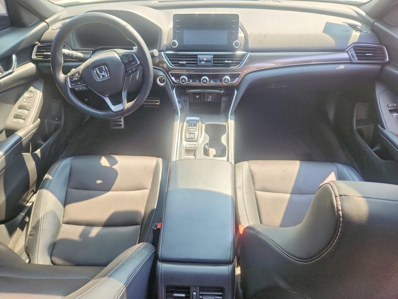 2018 Honda Accord Sport White vin: 1HGCV2F34JA023807