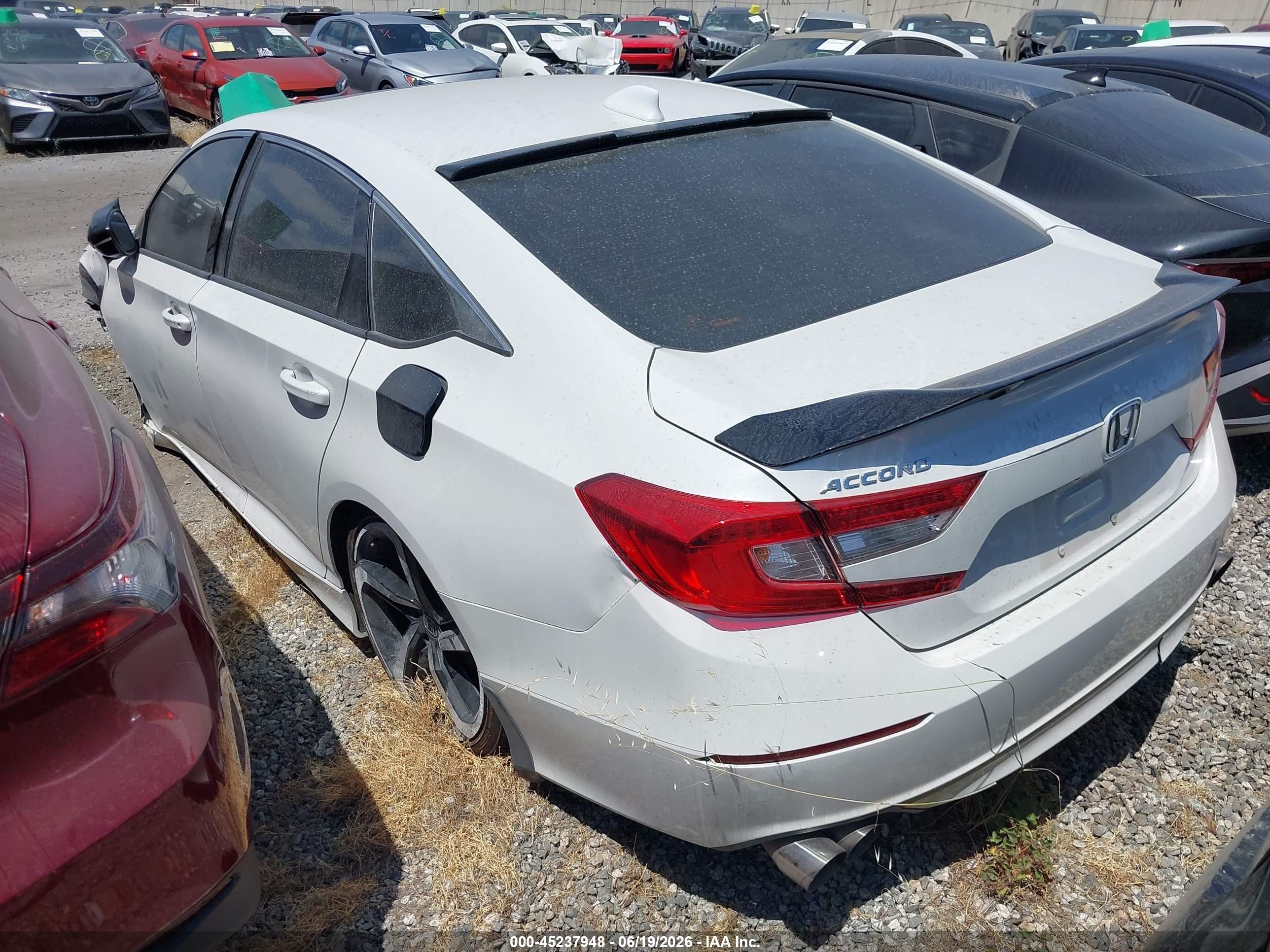 2019 Honda Accord Sport 2.0t Белый vin: 1HGCV2F38KA001424