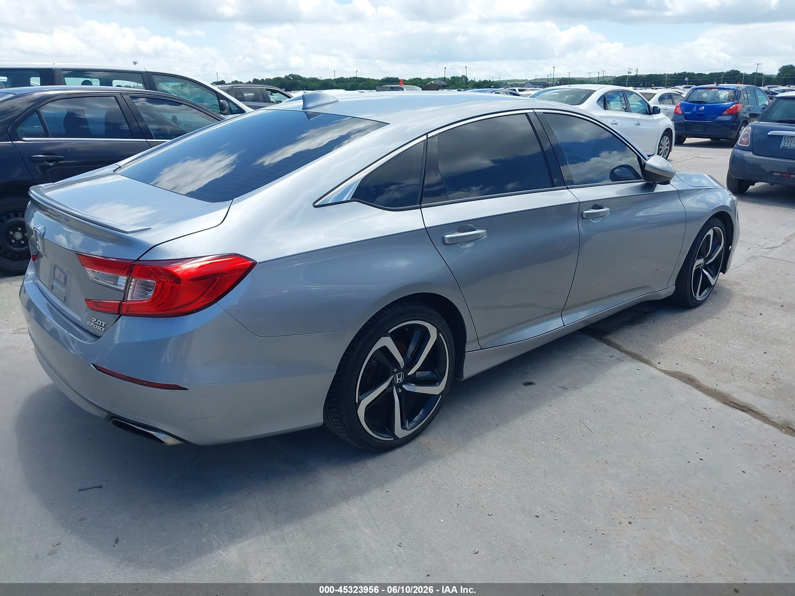 2019 Honda Accord Sport 2.0t Серебряный vin: 1HGCV2F3XKA023103