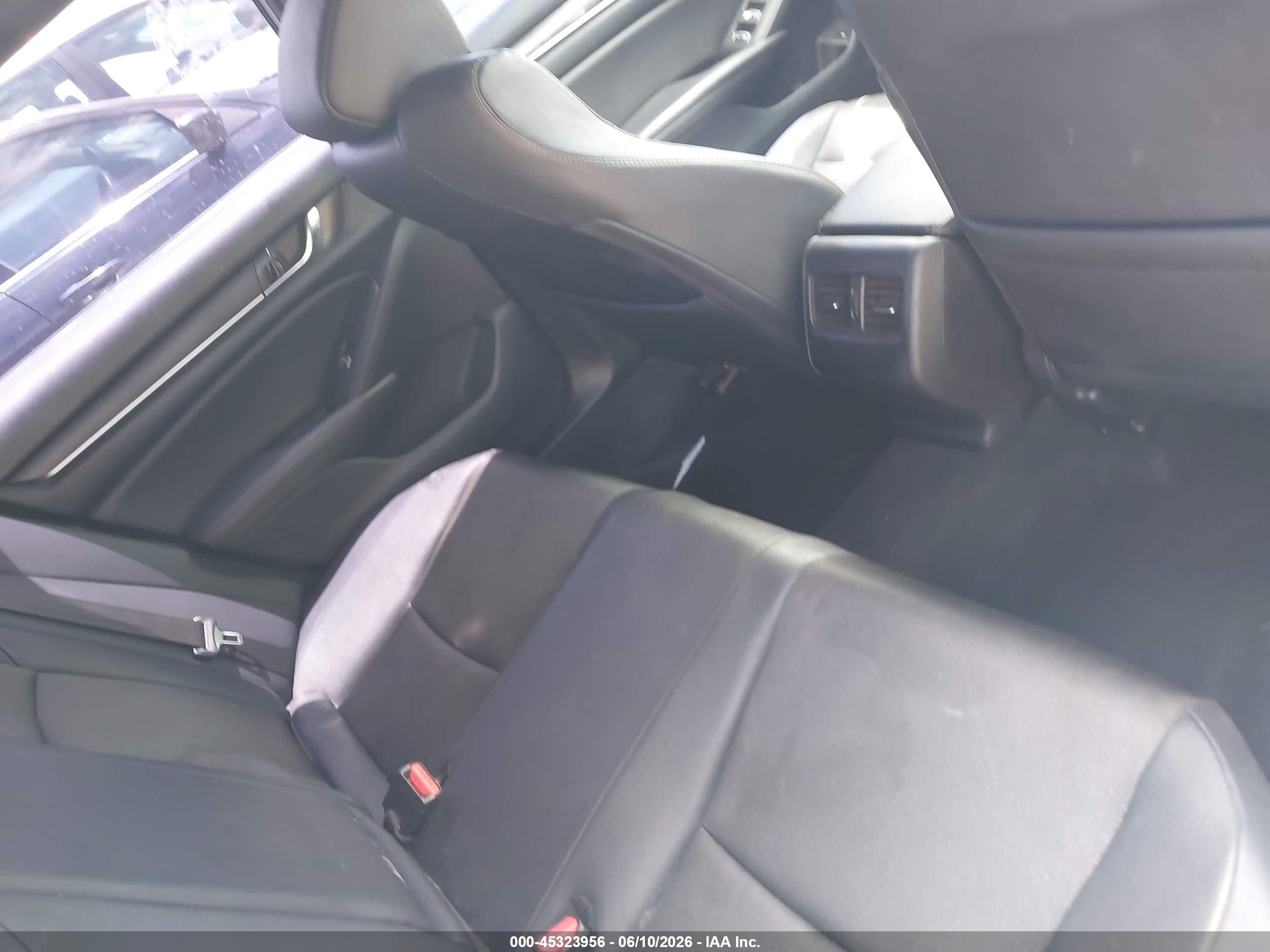 2019 Honda Accord Sport 2.0t Серебряный vin: 1HGCV2F3XKA023103