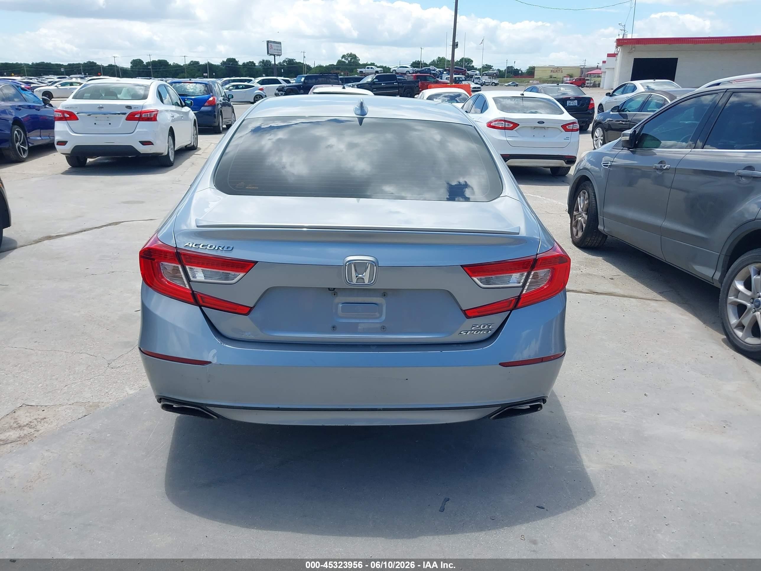 2019 Honda Accord Sport 2.0t Серебряный vin: 1HGCV2F3XKA023103