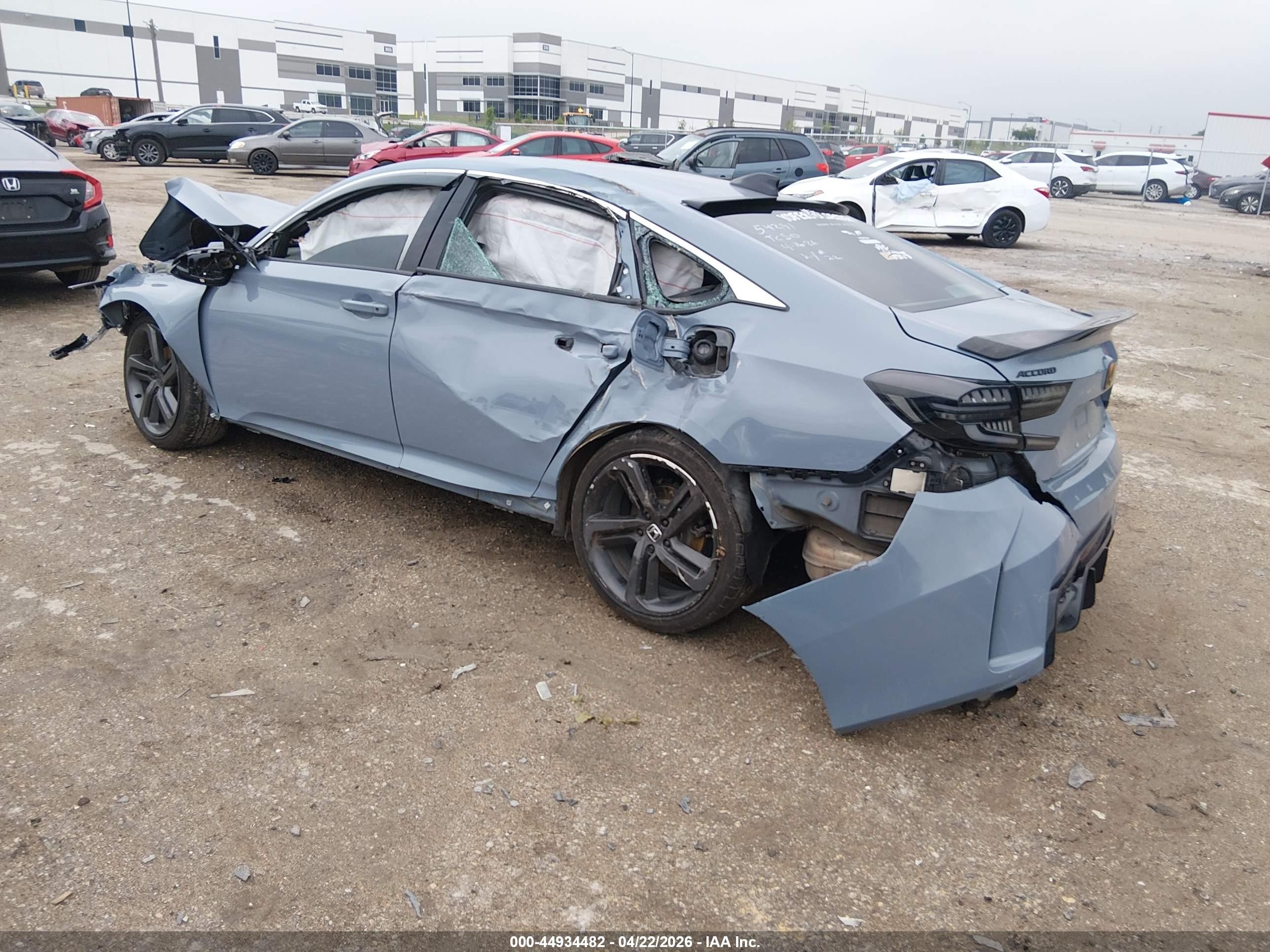 2022 Honda Accord Sport 2.0t Blue vin: 1HGCV2F3XNA022814