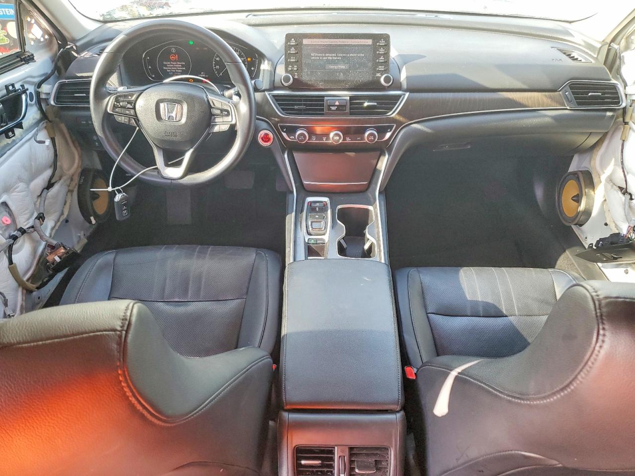 2018 Honda Accord Exl Белый vin: 1HGCV2F51JA028187