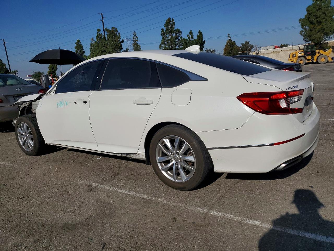 2018 Honda Accord Exl Белый vin: 1HGCV2F51JA028187