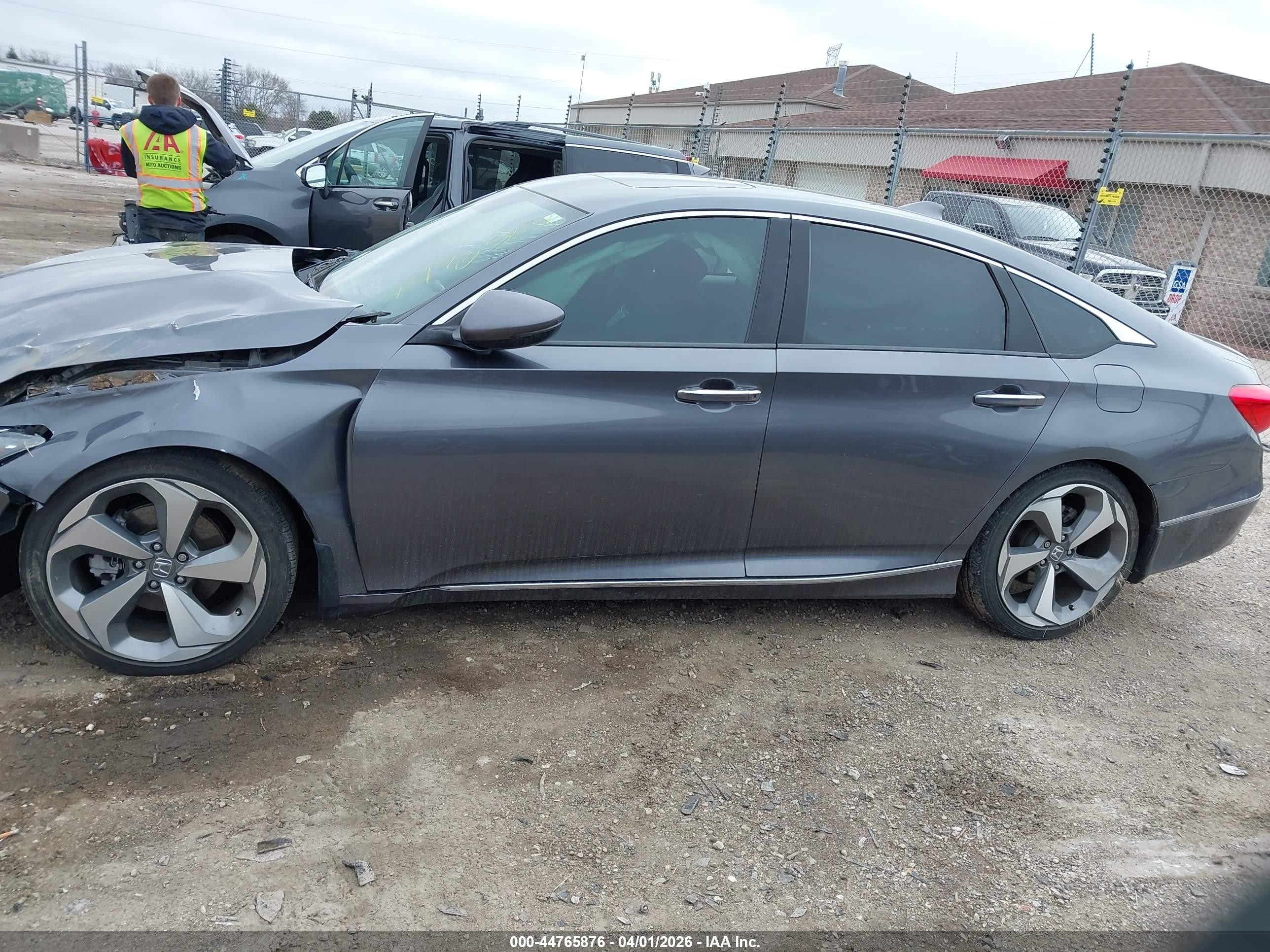 2020 Honda Accord Touring Gray vin: 1HGCV2F91LA021374
