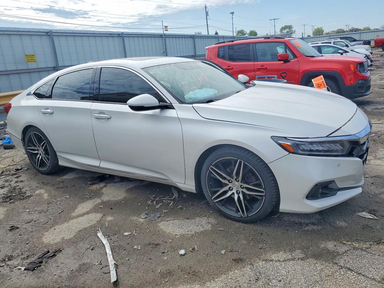 2021 Honda Accord Touring White vin: 1HGCV2F91MA005158