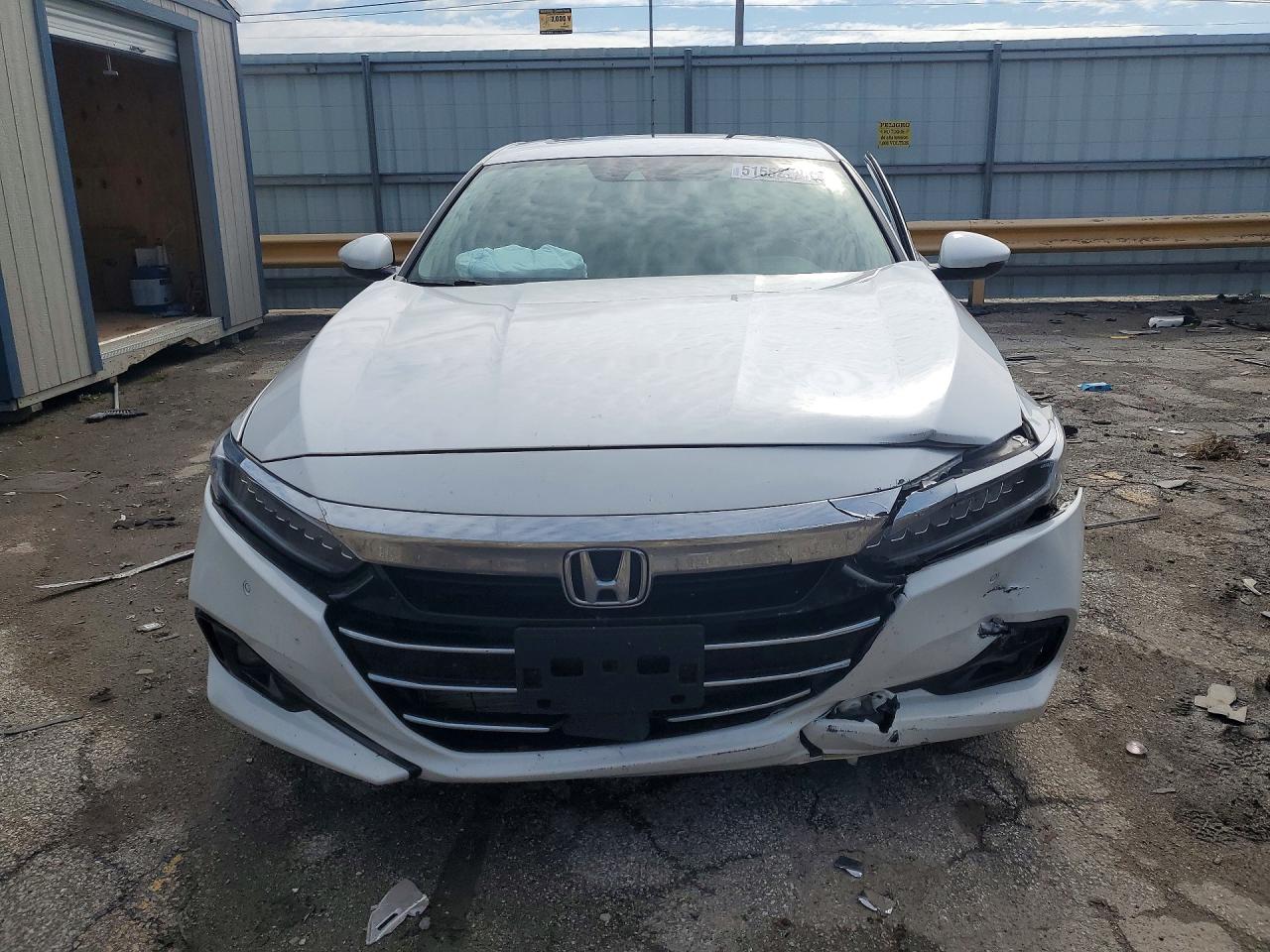 2021 Honda Accord Touring White vin: 1HGCV2F91MA005158
