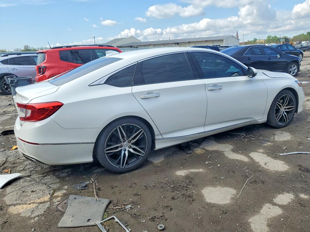 2021 Honda Accord Touring White vin: 1HGCV2F91MA005158