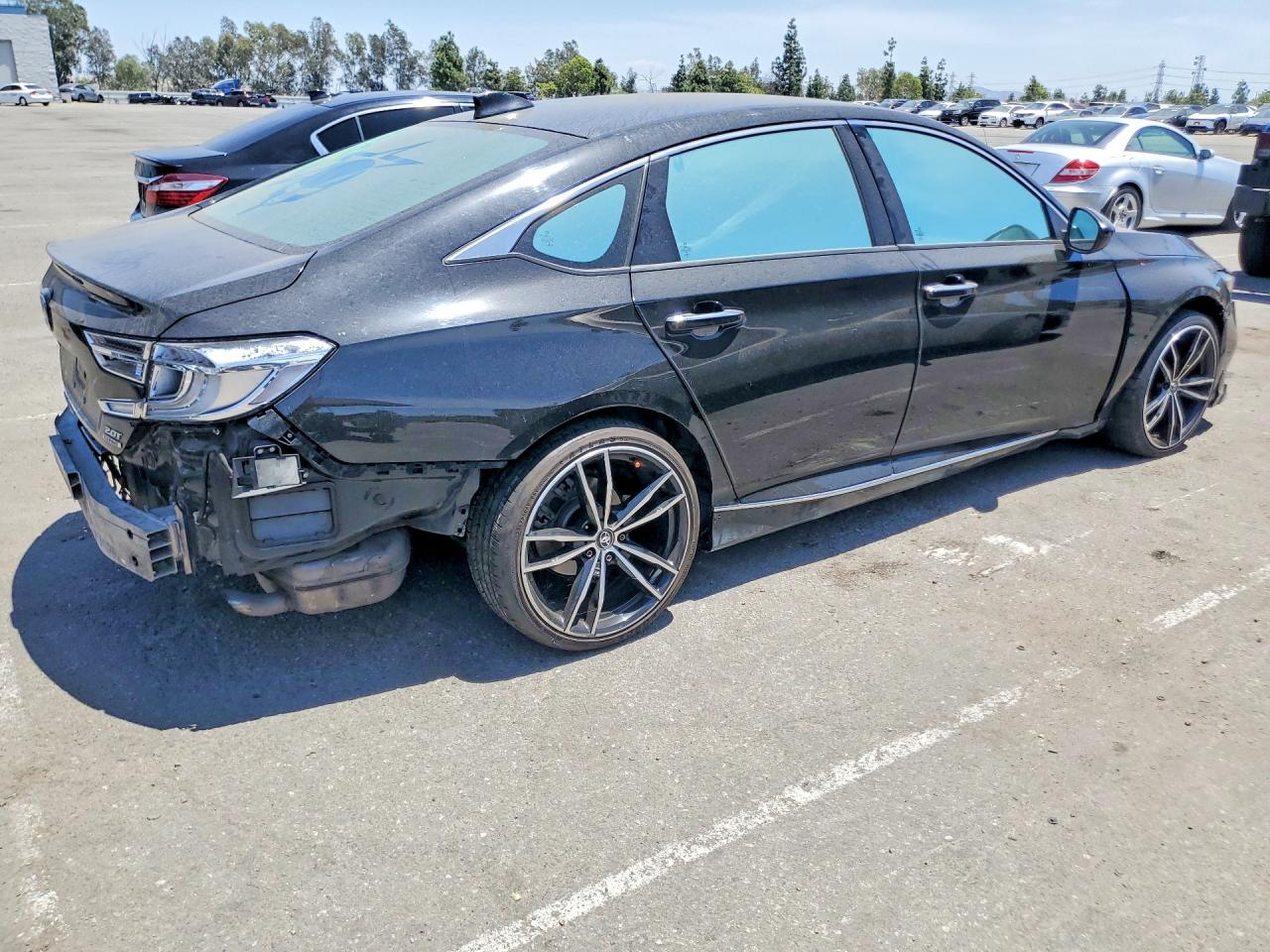 2021 Honda Accord Touring Black vin: 1HGCV2F91MA010733