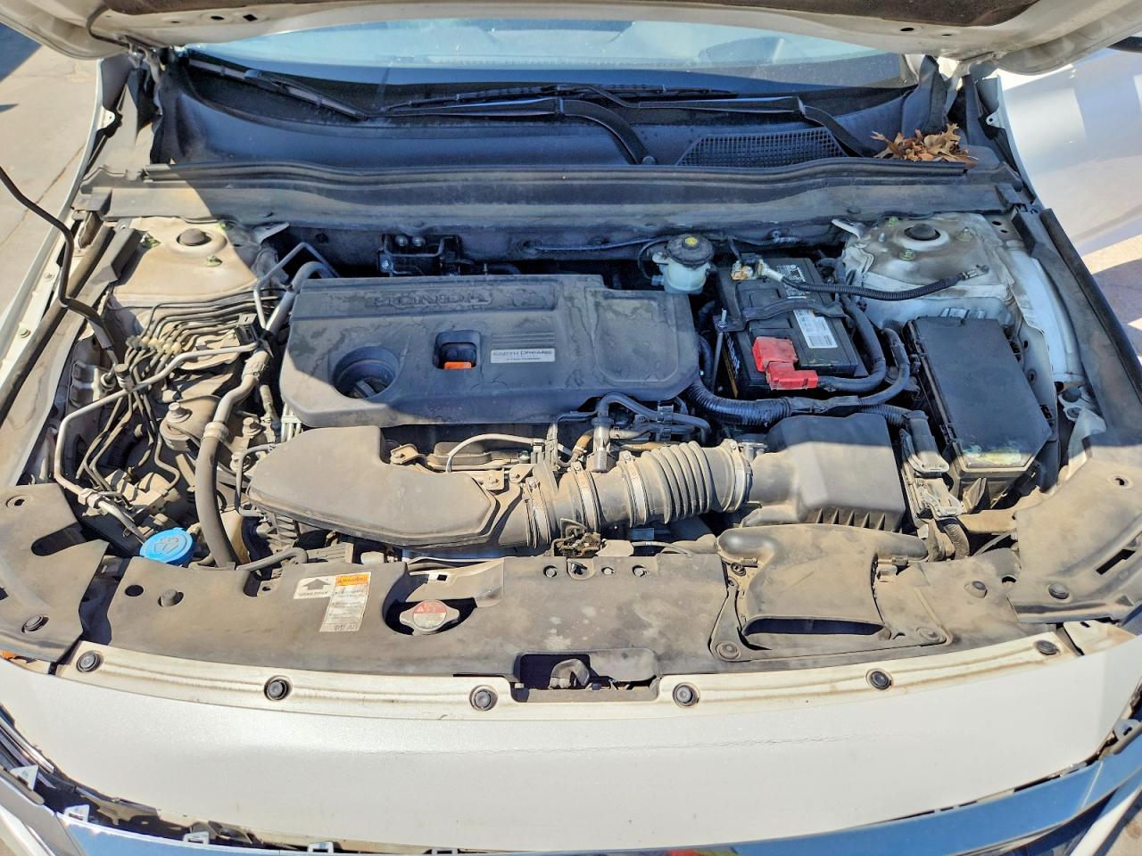 2018 Honda Accord Touring White vin: 1HGCV2F93JA006288