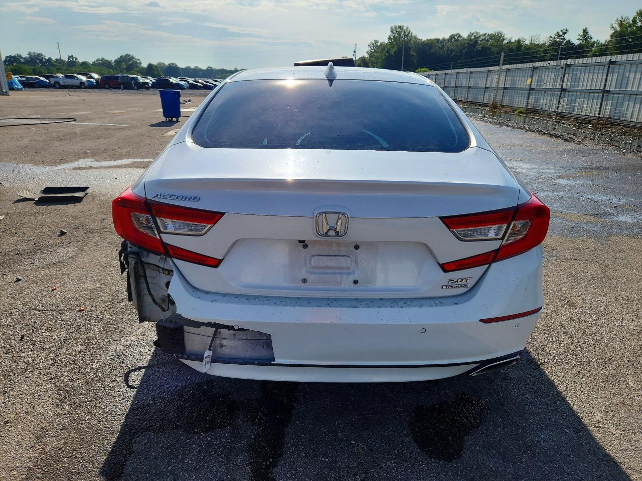 2020 Honda Accord Touring White vin: 1HGCV2F94LA017156