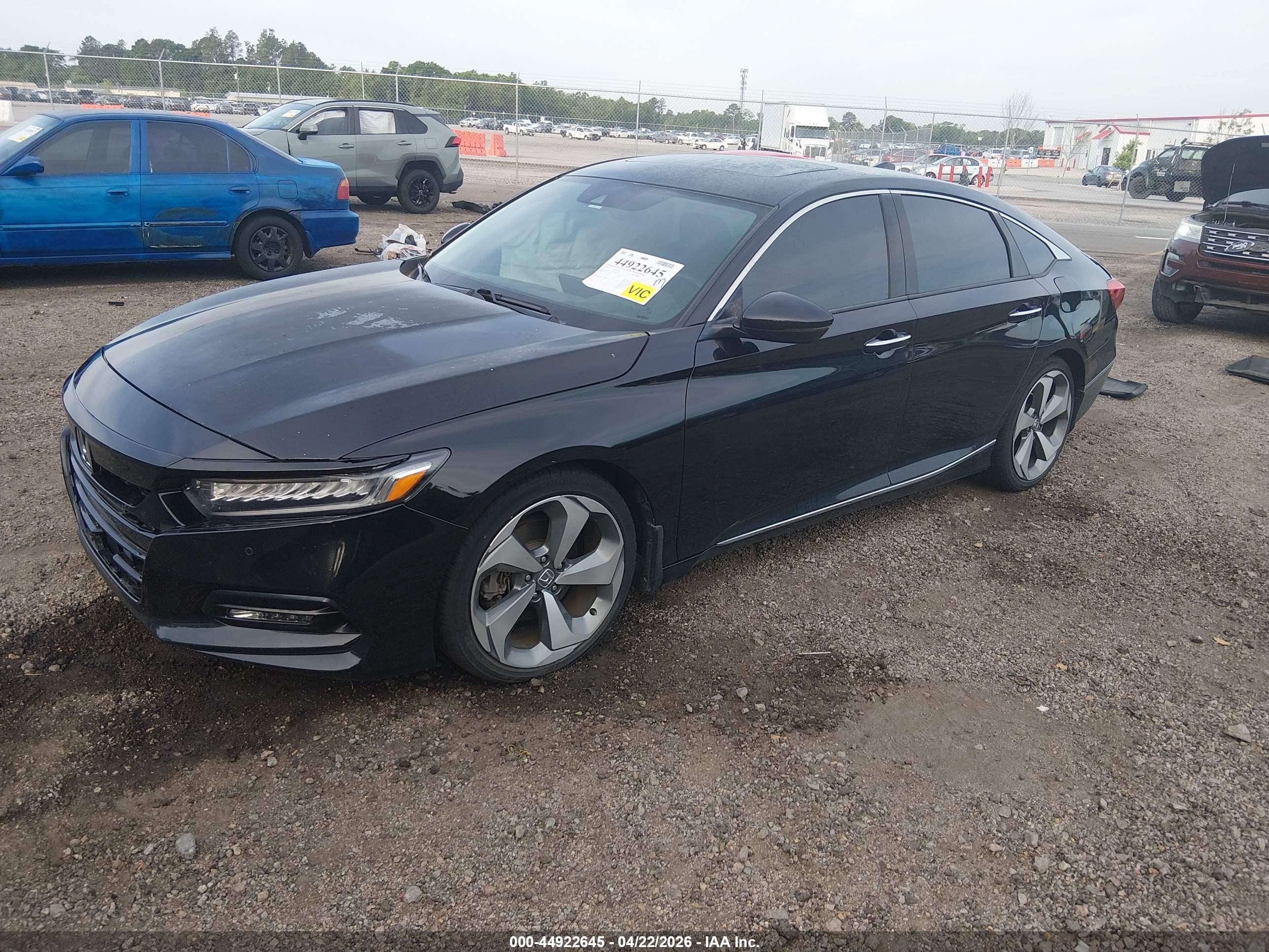 2019 Honda Accord Touring 2.0t Черный vin: 1HGCV2F95KA013437