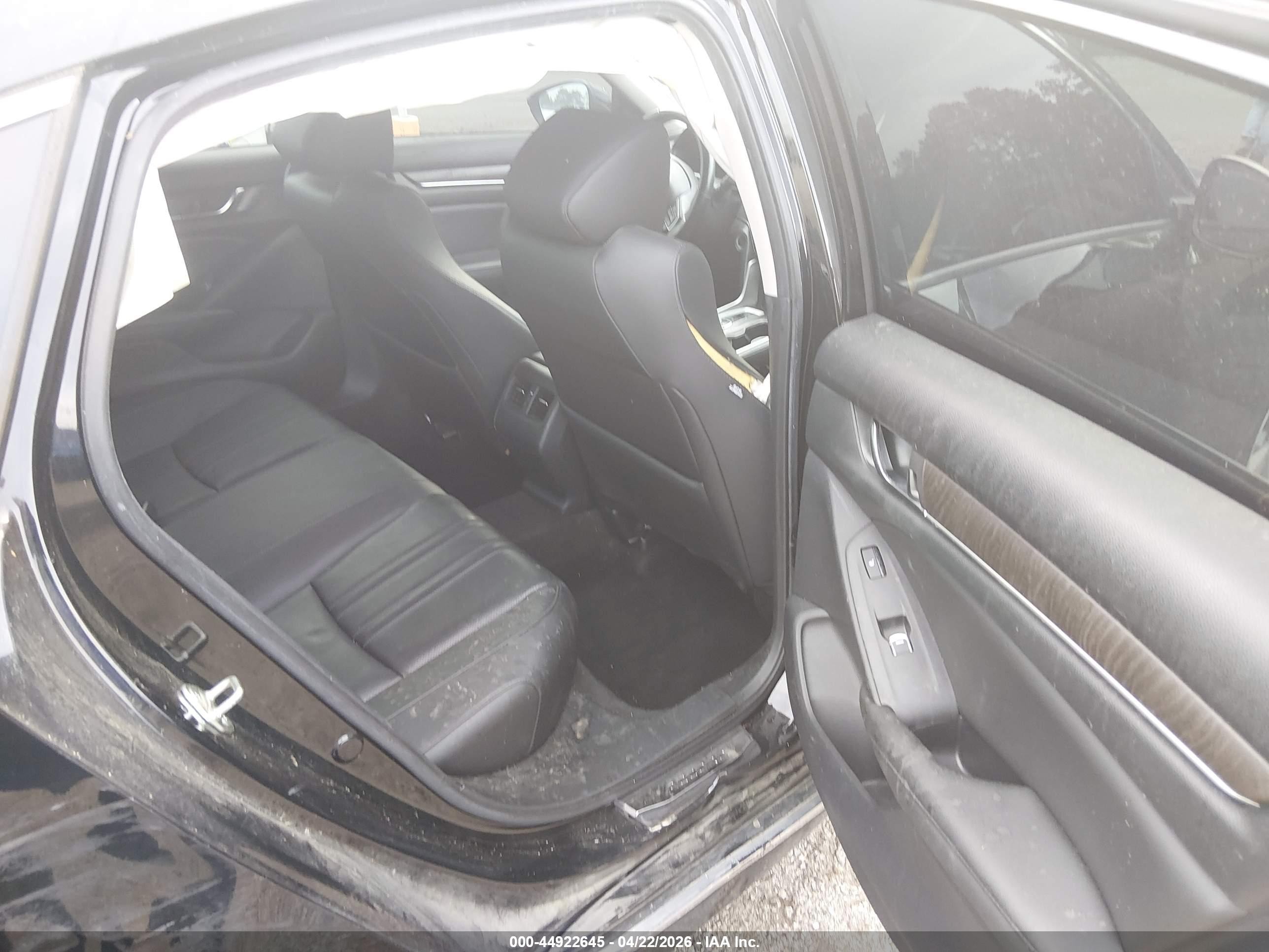 2019 Honda Accord Touring 2.0t Черный vin: 1HGCV2F95KA013437