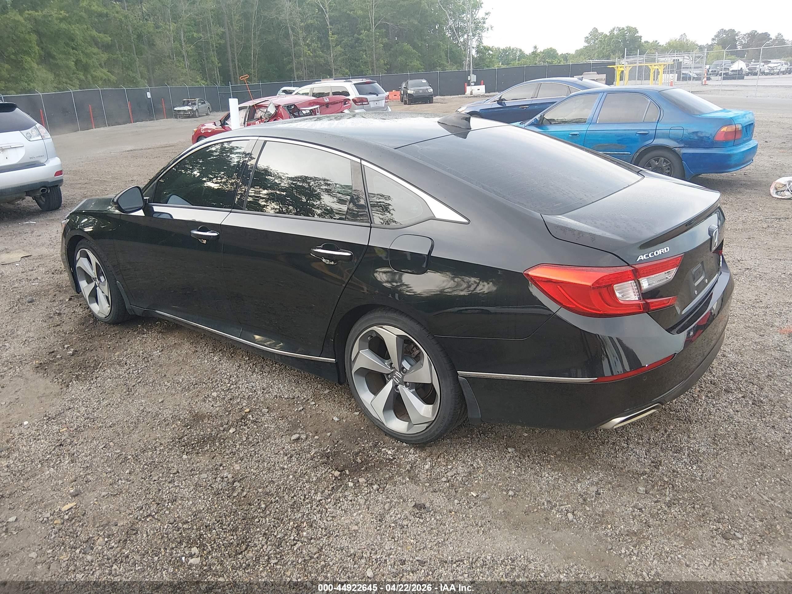 2019 Honda Accord Touring 2.0t Черный vin: 1HGCV2F95KA013437