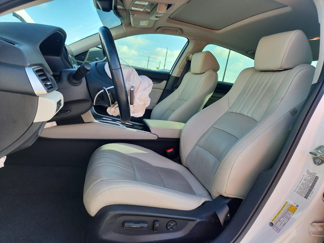 2020 Honda Accord Touring White vin: 1HGCV2F95LA020695