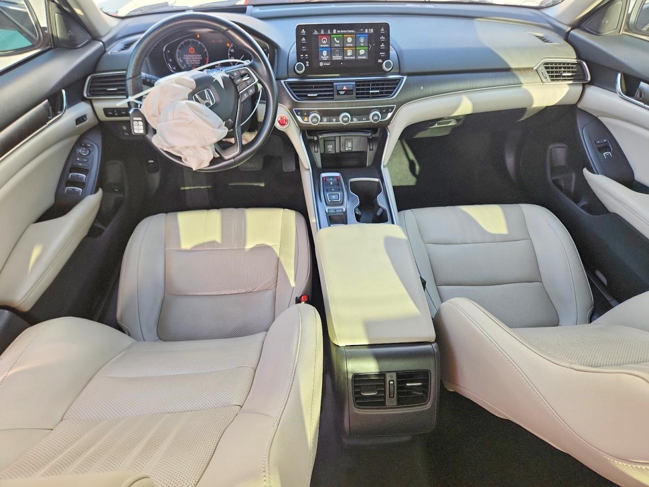 2020 Honda Accord Touring White vin: 1HGCV2F95LA020695