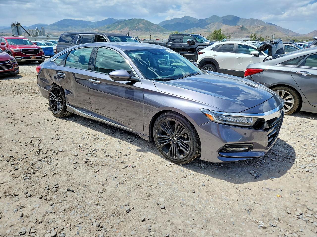2018 Honda Accord Touring Gray vin: 1HGCV2F98JA004293