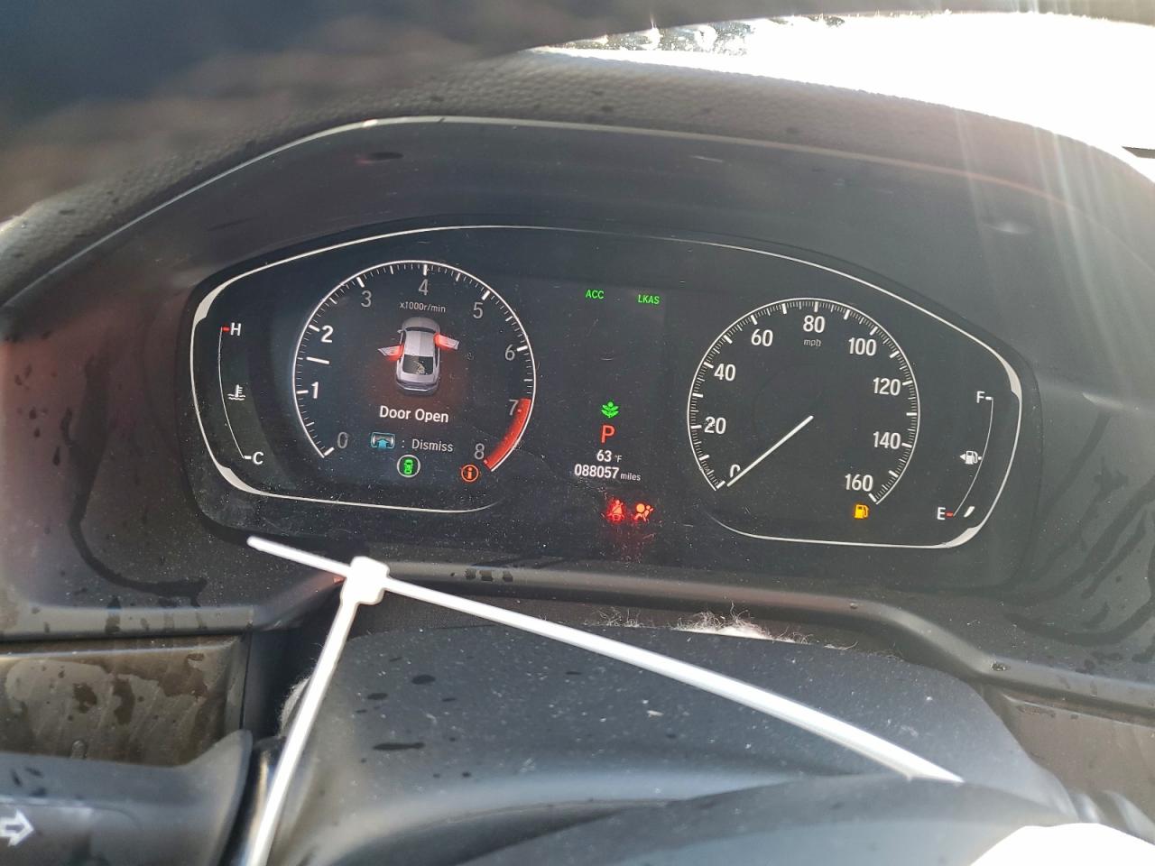 2018 Honda Accord Touring White vin: 1HGCV2F98JA004763