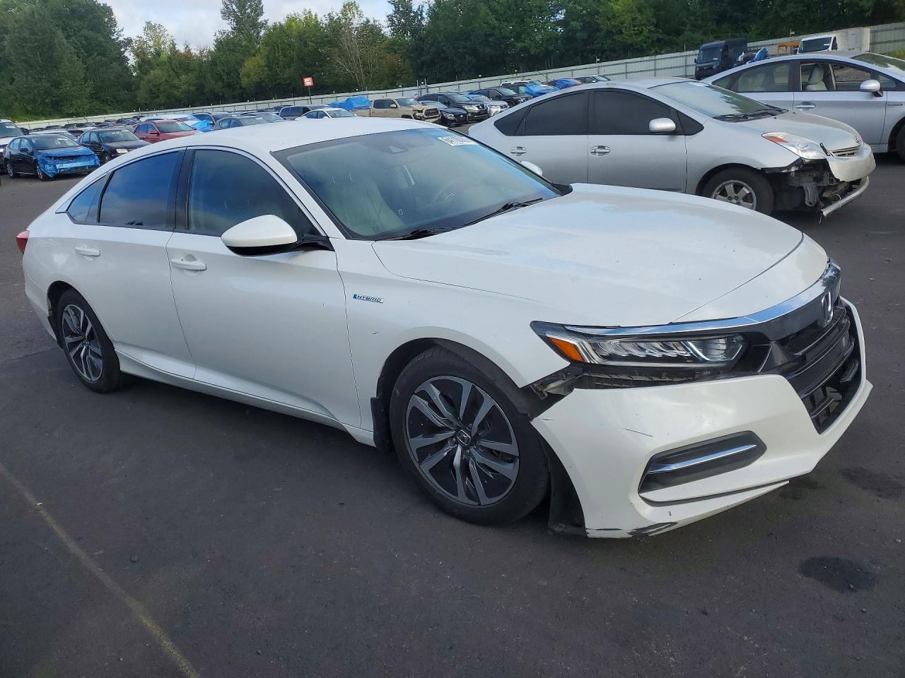 2019 Honda Accord Hybrid White vin: 1HGCV3F18KA012489