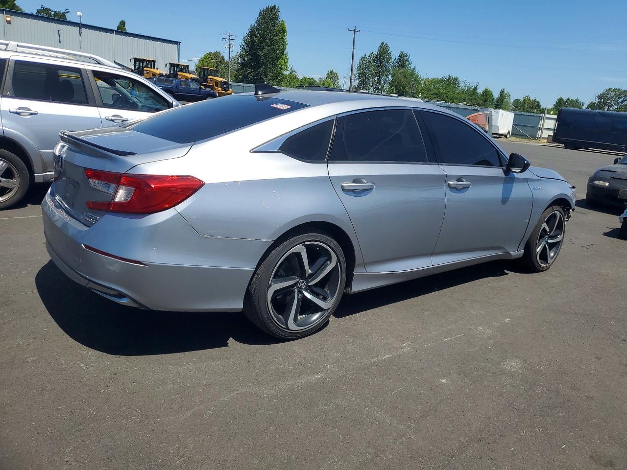 2022 Honda Accord Hybrid Sport Серебряный vin: 1HGCV3F21NA028708