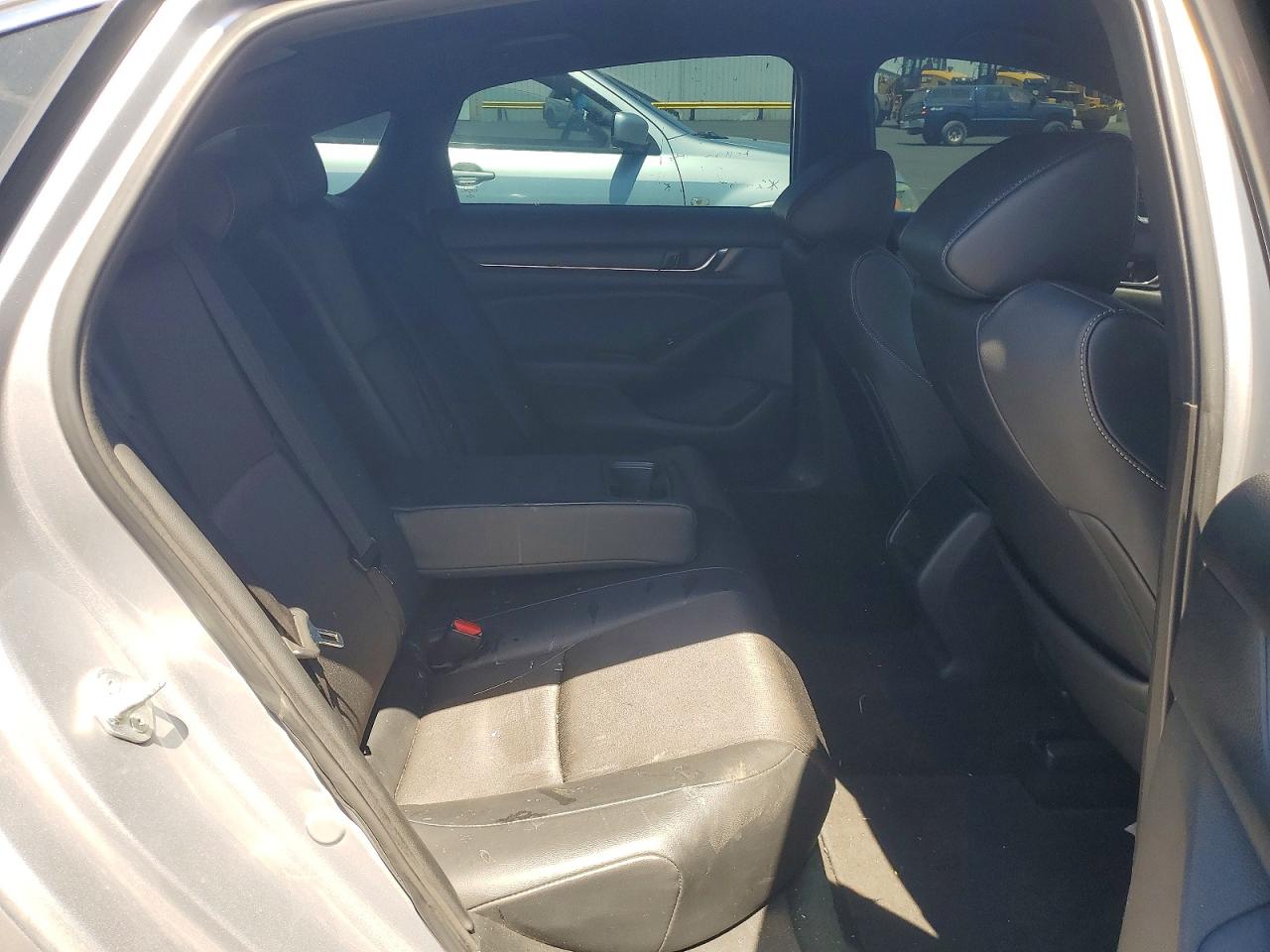 2022 Honda Accord Hybrid Sport Серебряный vin: 1HGCV3F21NA028708