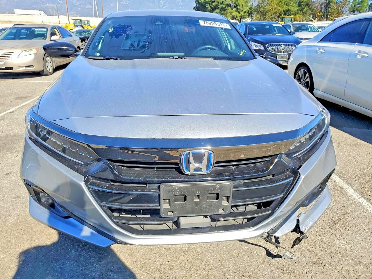 2022 Honda Accord Hybrid Sport Silver vin: 1HGCV3F26NA038540
