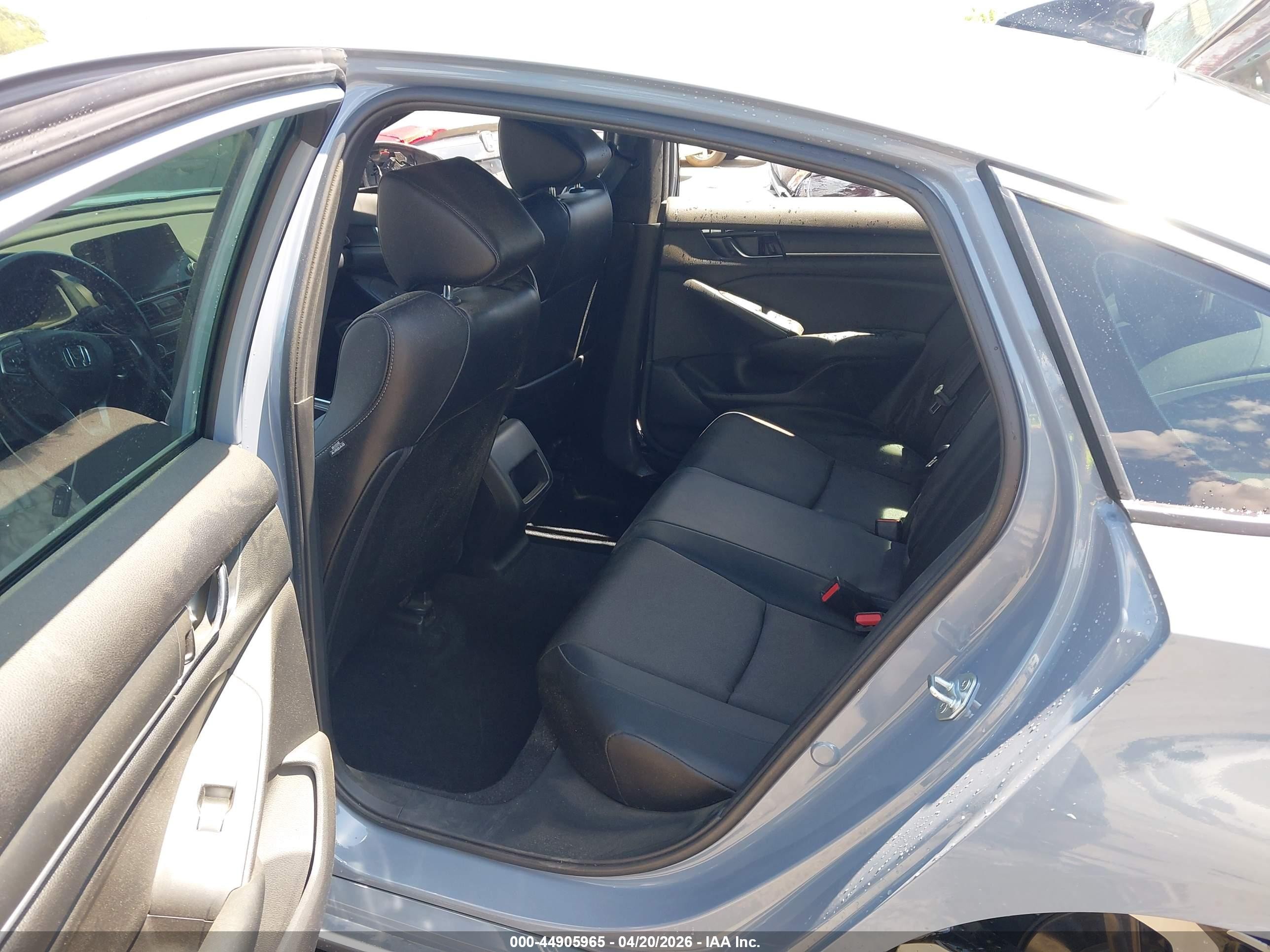2022 Honda Accord Hybrid Sport Blue vin: 1HGCV3F28NA029757