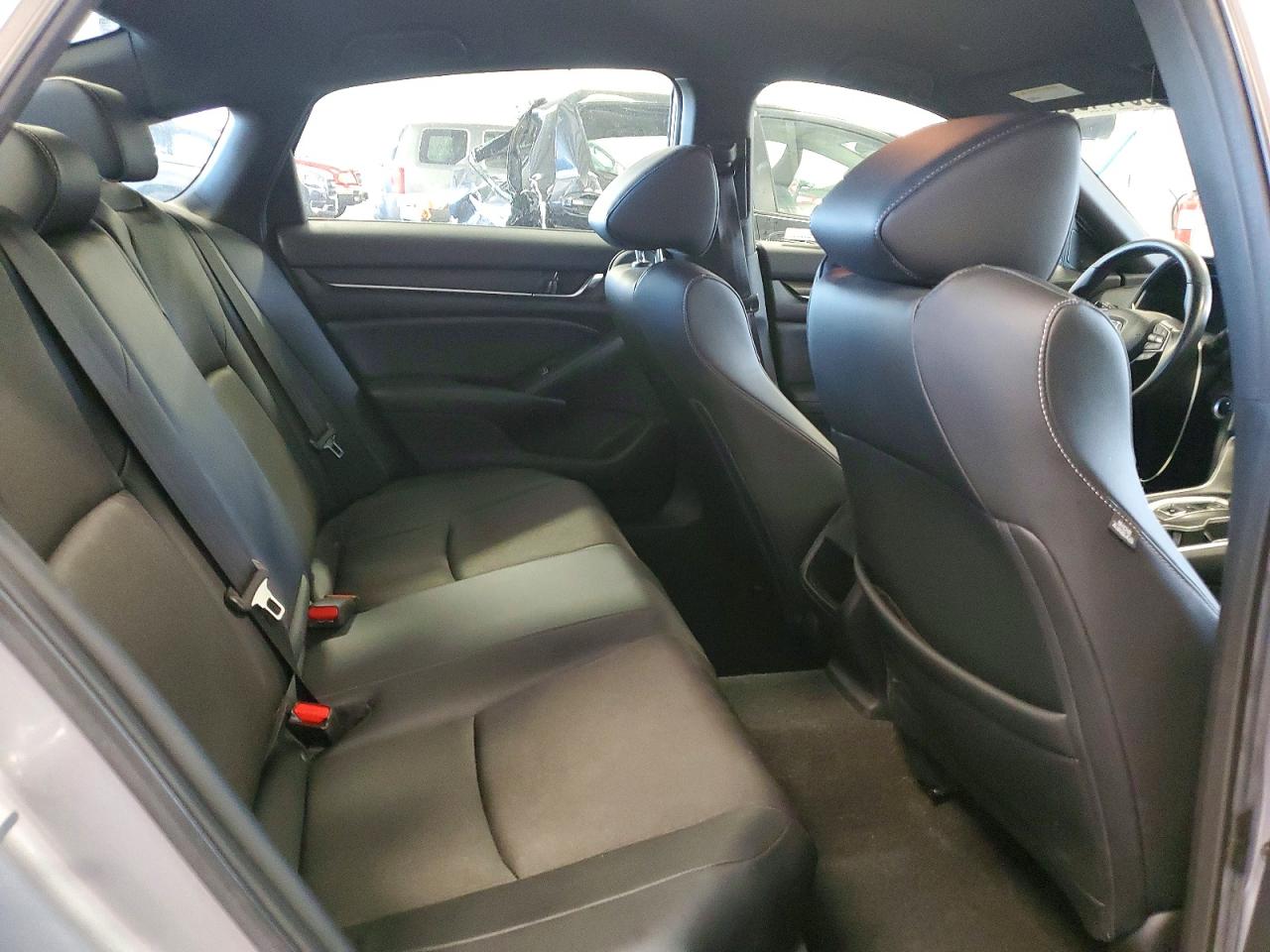 2022 Honda Accord Hybrid Sport Silver vin: 1HGCV3F2XNA007999