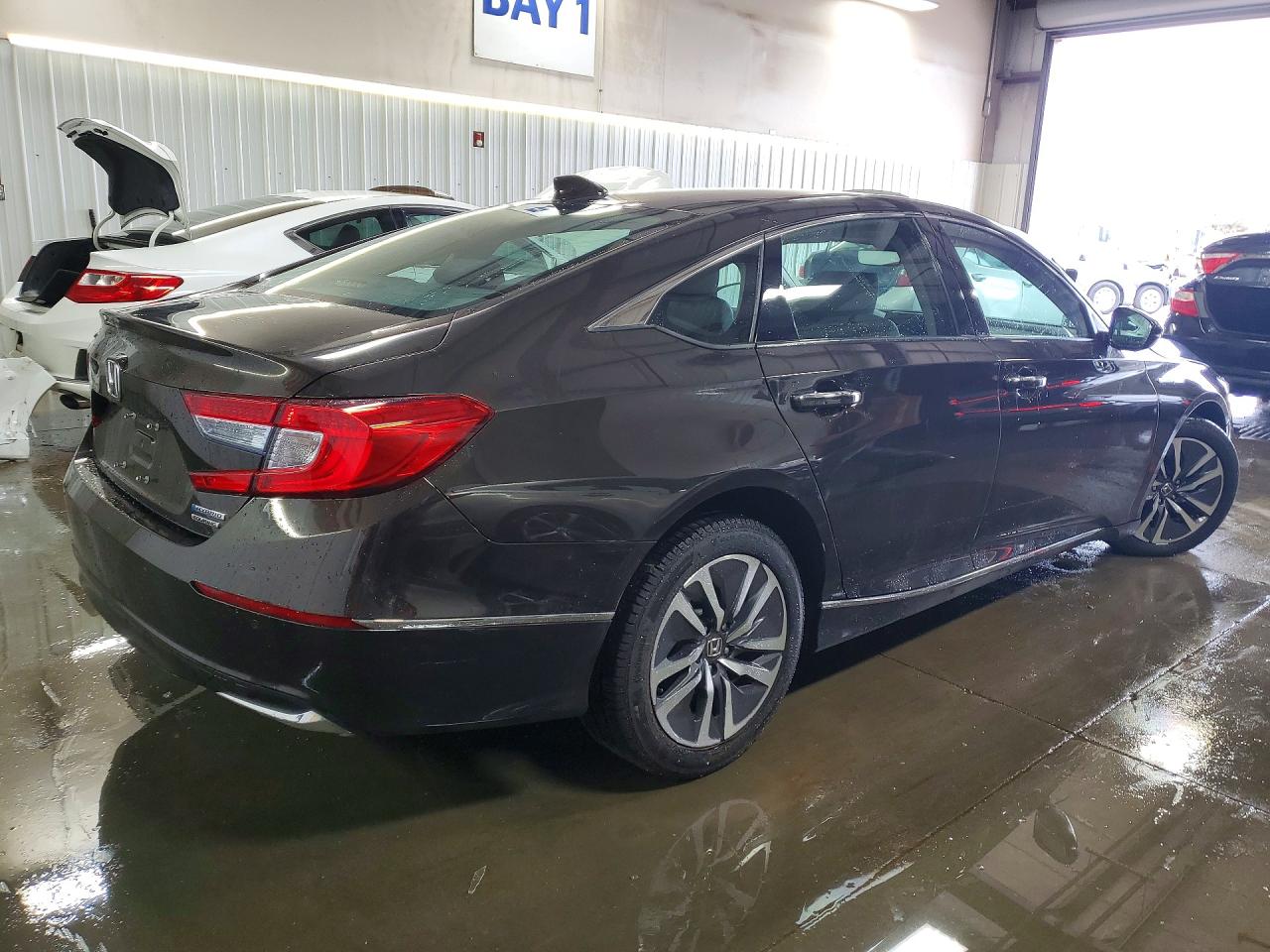 2018 Honda Accord Touring Hybrid Brown vin: 1HGCV3F90JA008425