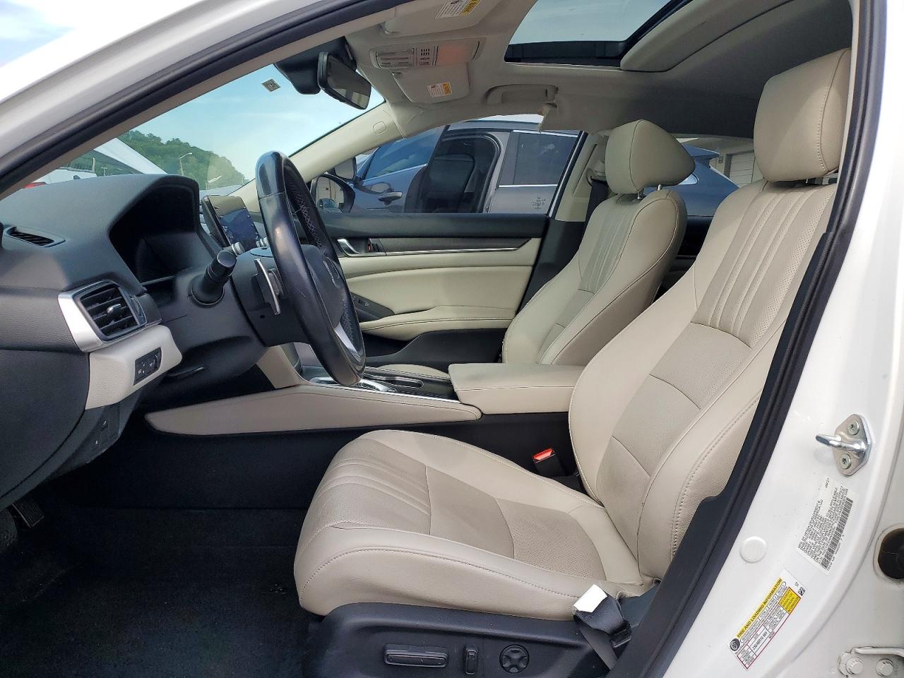 2021 Honda Accord Touring Hybrid Белый vin: 1HGCV3F91MA020054