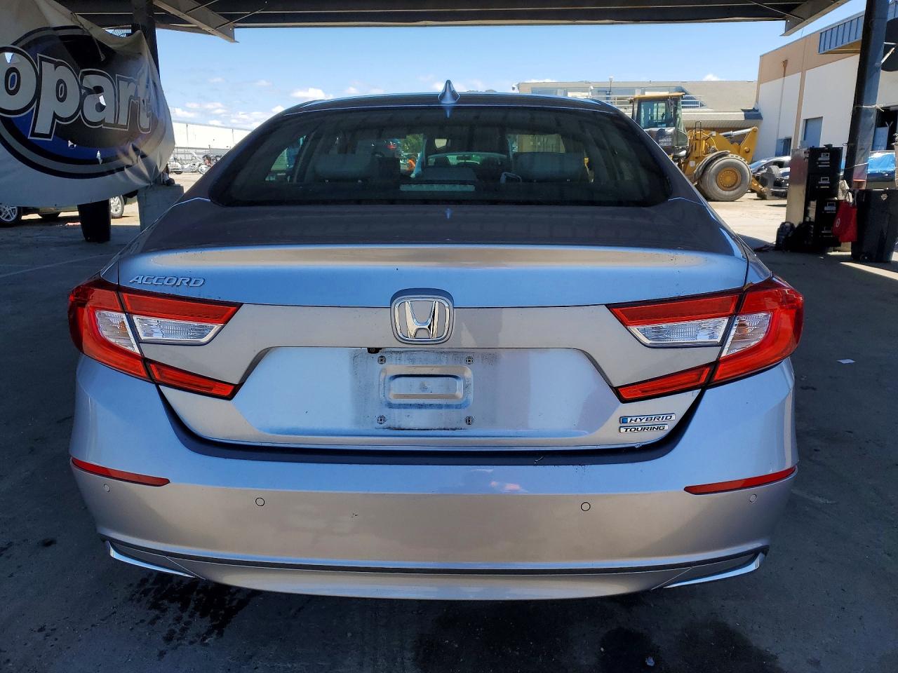 2018 Honda Accord Touring Hybrid Серебряный vin: 1HGCV3F92JA016820