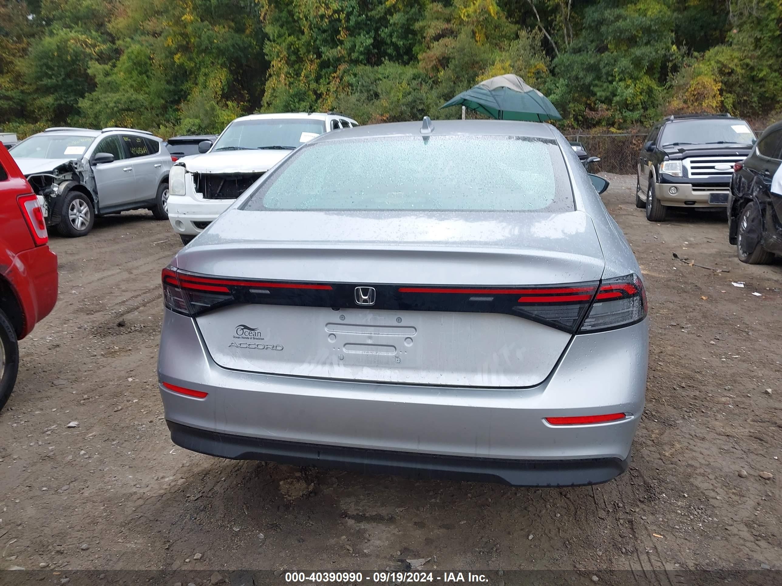 Price & History 2023 Honda Accord Lx 1.5l I-4 Di, Dohc, Vvt, Turbo