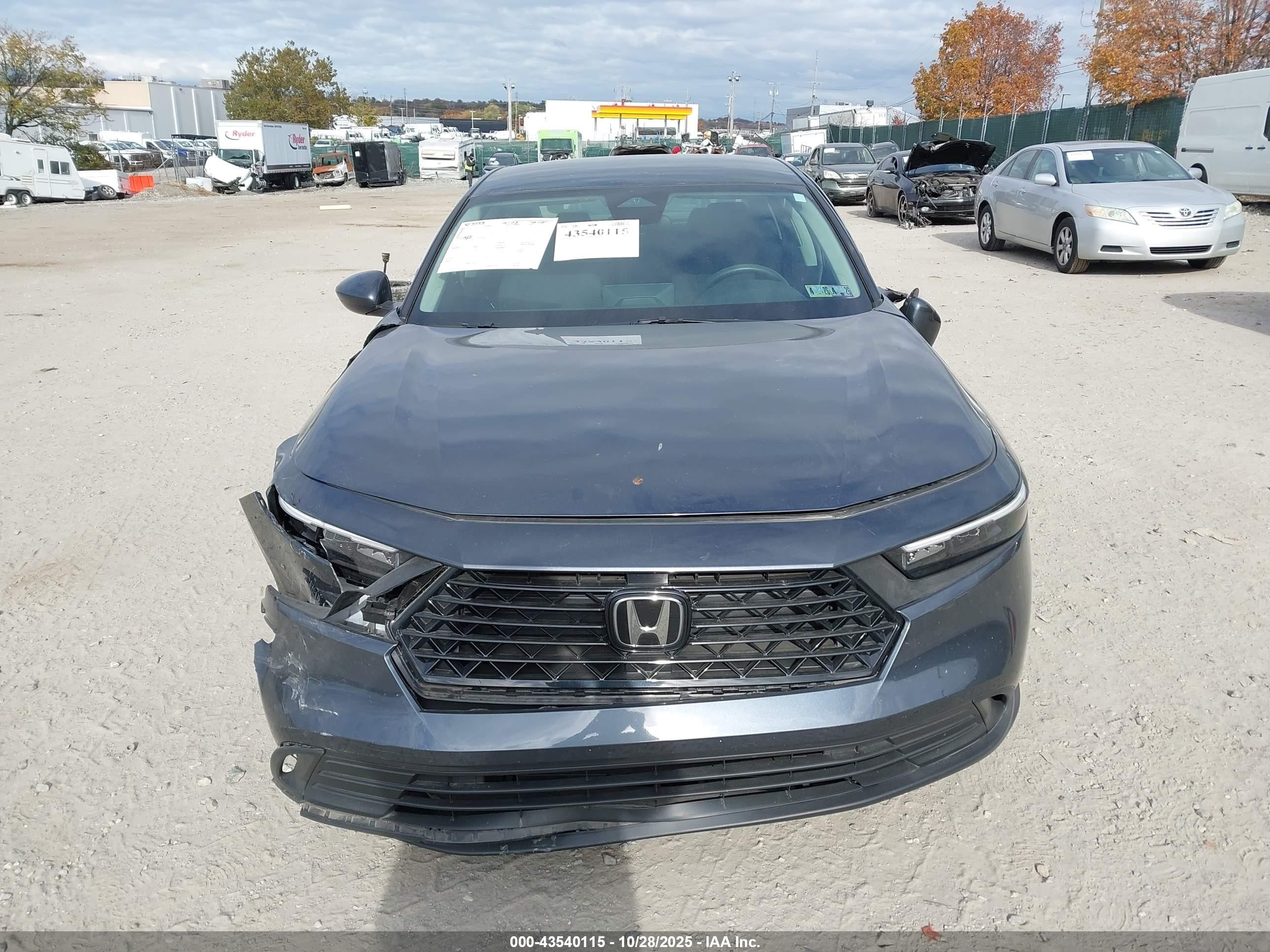 2024 Honda Accord Lx Серый vin: 1HGCY1F22RA015306