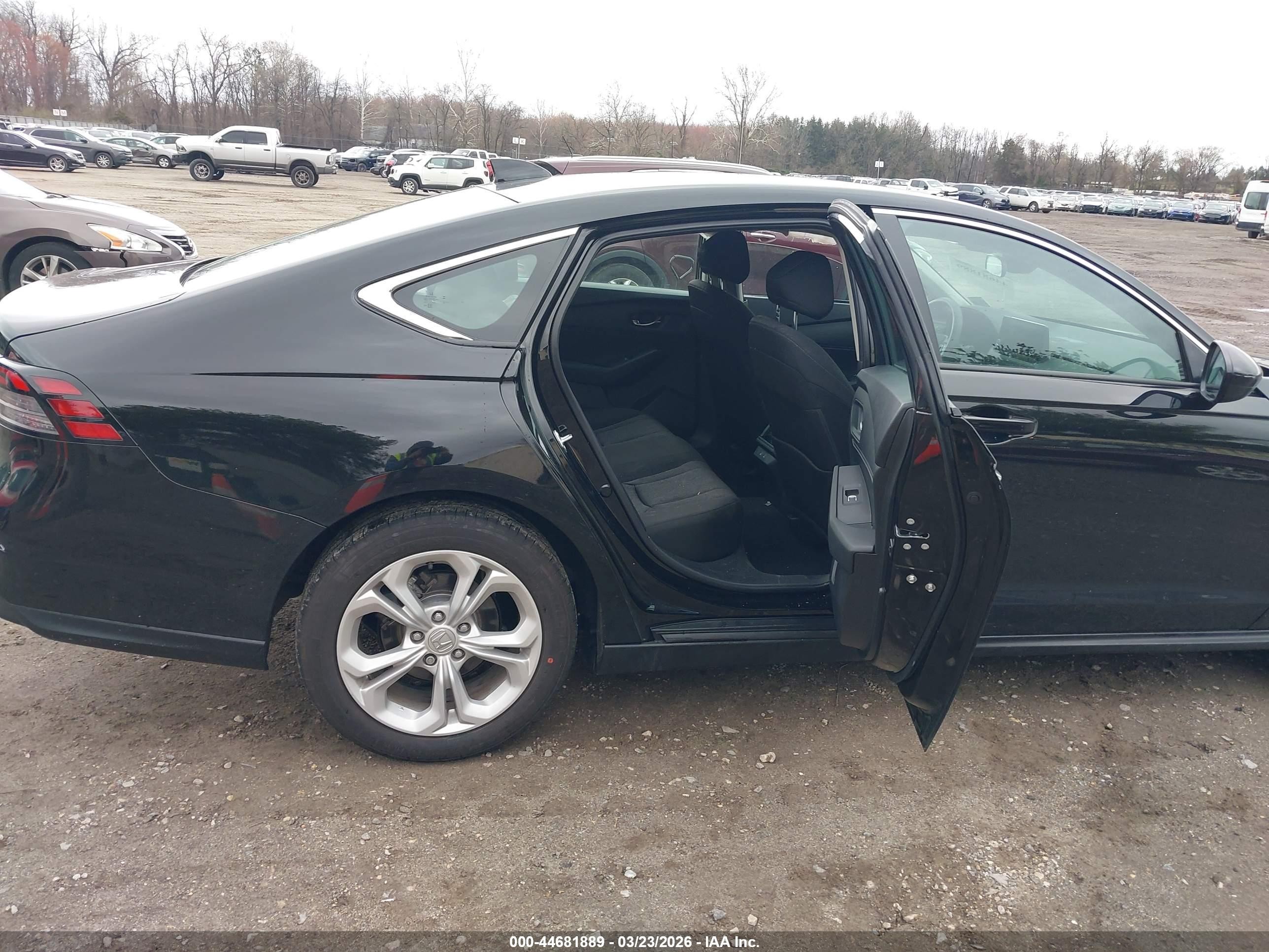 2025 Honda Accord Lx Black vin: 1HGCY1F23SA075228