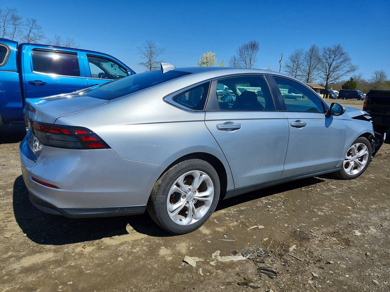 2025 Honda Accord Lx Silver vin: 1HGCY1F24SA019332