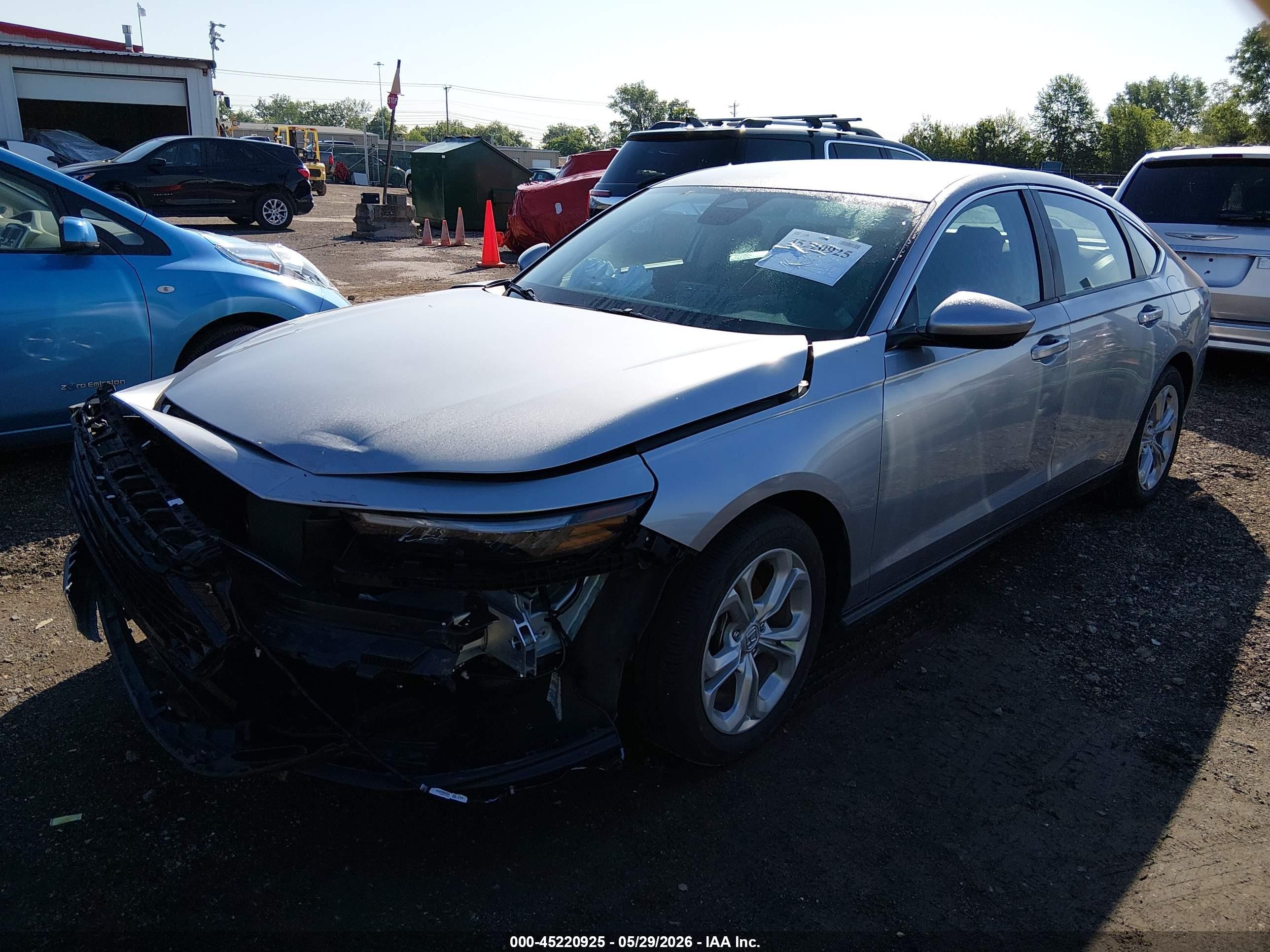 2023 Honda Accord Lx Silver vin: 1HGCY1F28PA052986