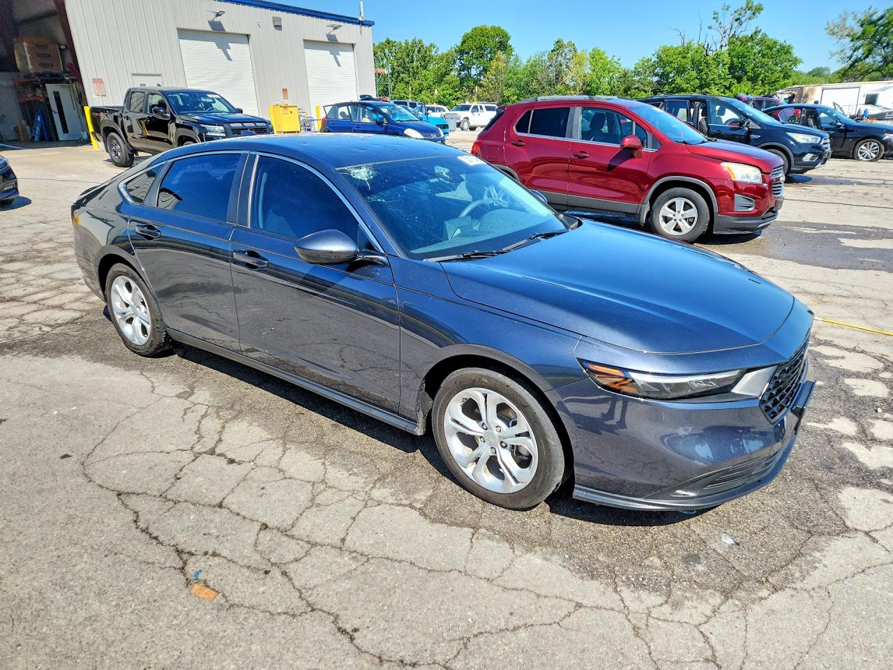 2024 Honda Accord Lx Gray vin: 1HGCY1F28RA024768