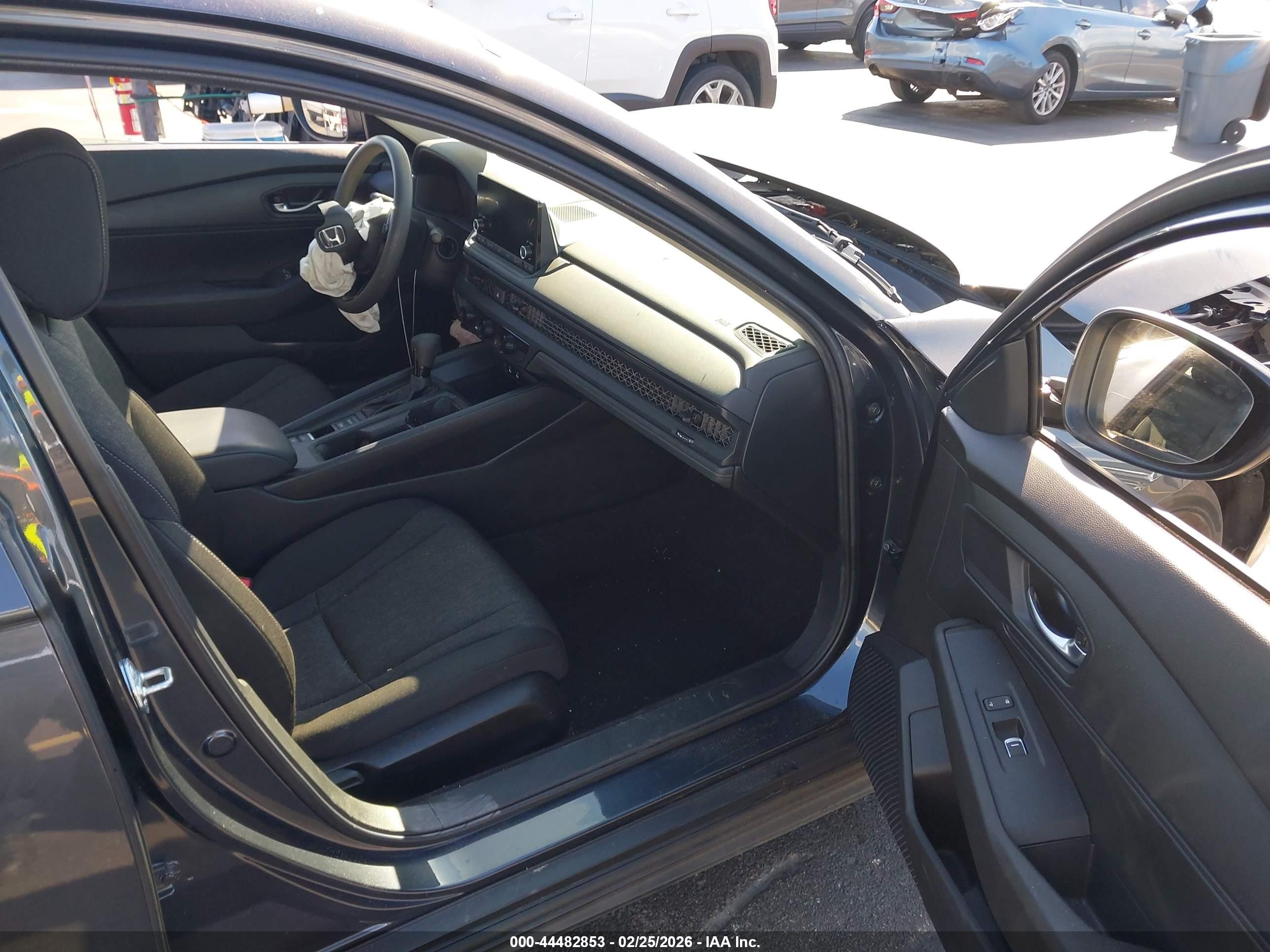 2024 Honda Accord Lx Gray vin: 1HGCY1F29RA081562