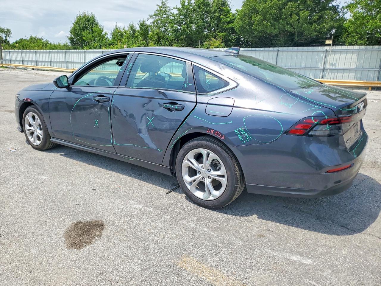 2025 Honda Accord Lx Gray vin: 1HGCY1F29SA063634