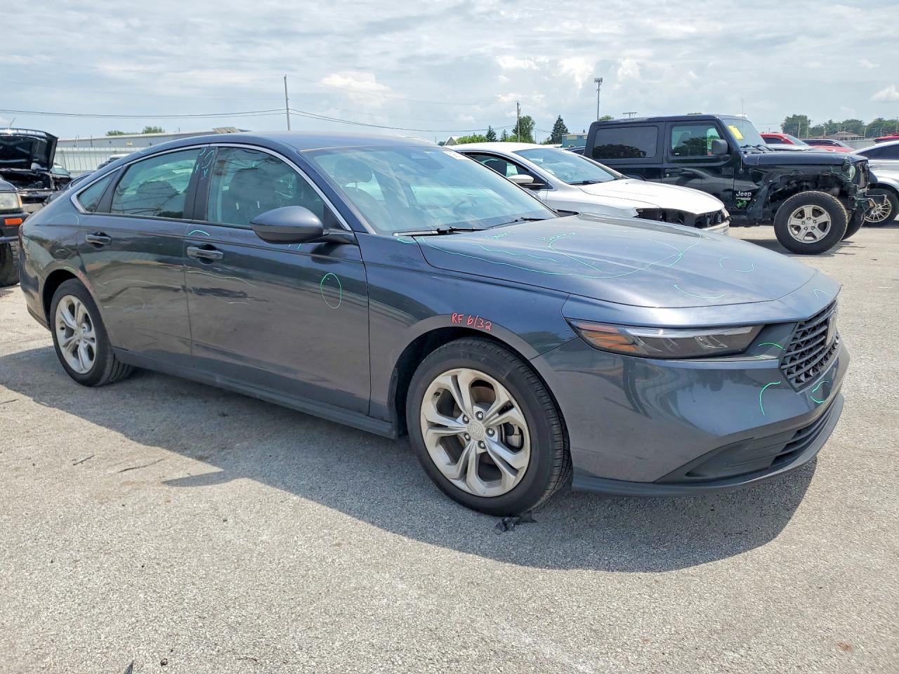 2025 Honda Accord Lx Gray vin: 1HGCY1F29SA063634