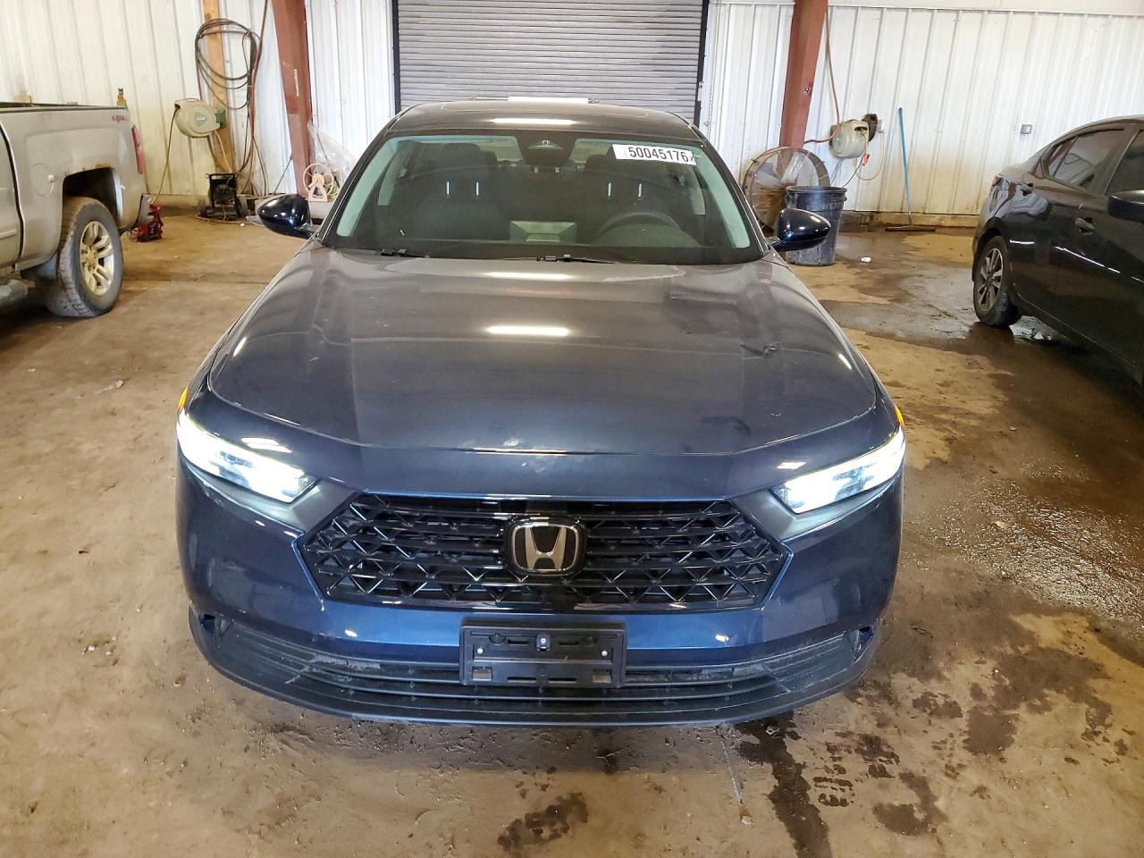 2024 Honda Accord Ex Blue vin: 1HGCY1F31RA016696