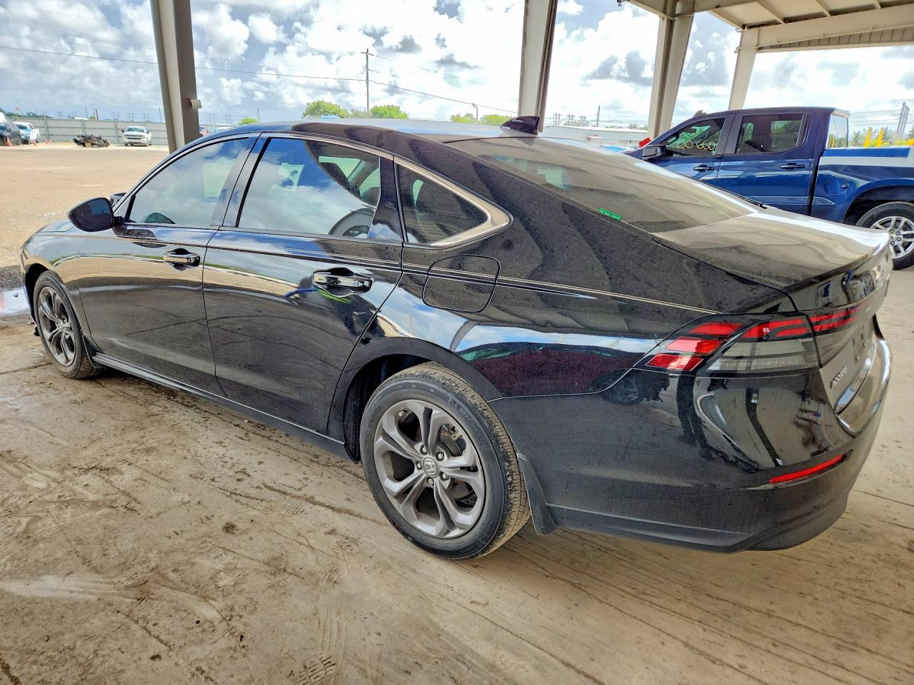 2024 Honda Accord Ex Black vin: 1HGCY1F31RA069415