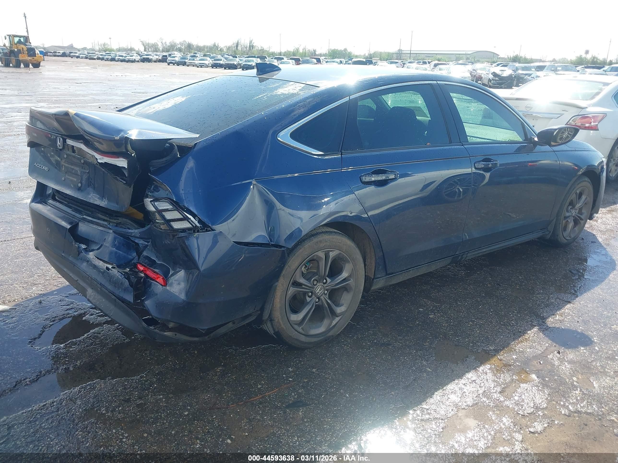 2024 Honda Accord Ex Blue vin: 1HGCY1F32RA053577