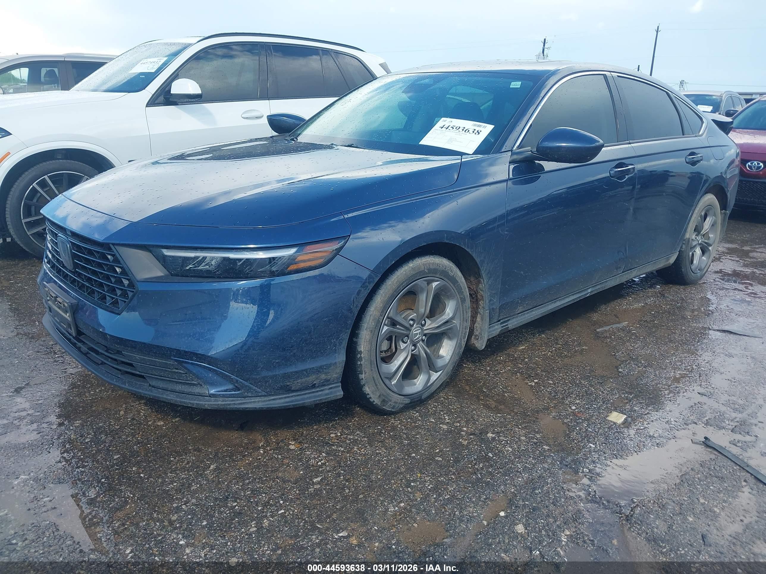 2024 Honda Accord Ex Blue vin: 1HGCY1F32RA053577