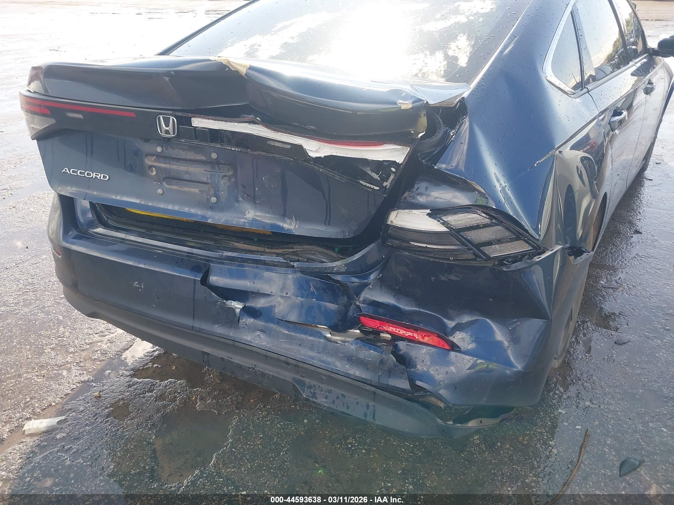 2024 Honda Accord Ex Blue vin: 1HGCY1F32RA053577