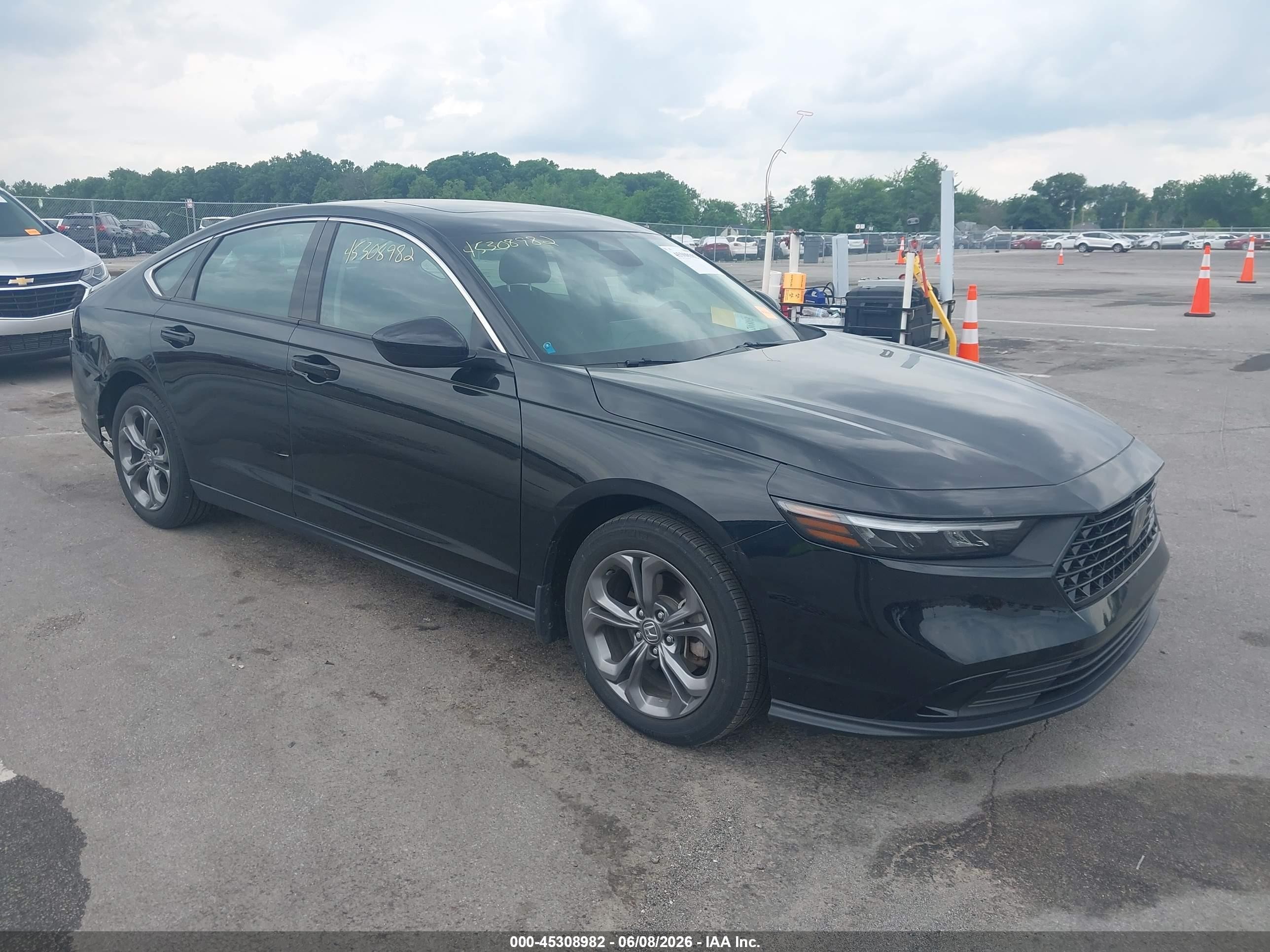 2024 Honda Accord Ex Black vin: 1HGCY1F32RA070122