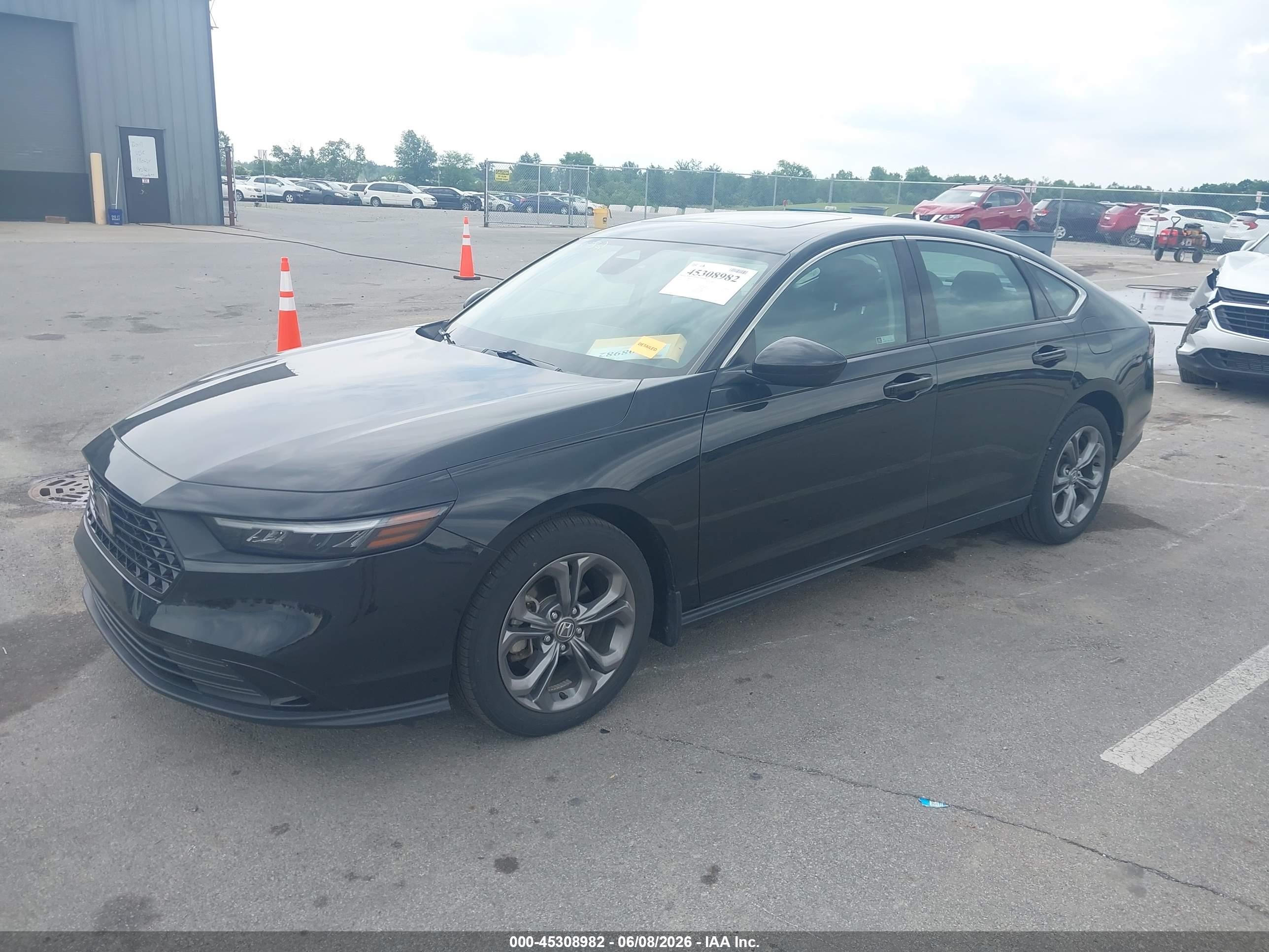 2024 Honda Accord Ex Black vin: 1HGCY1F32RA070122