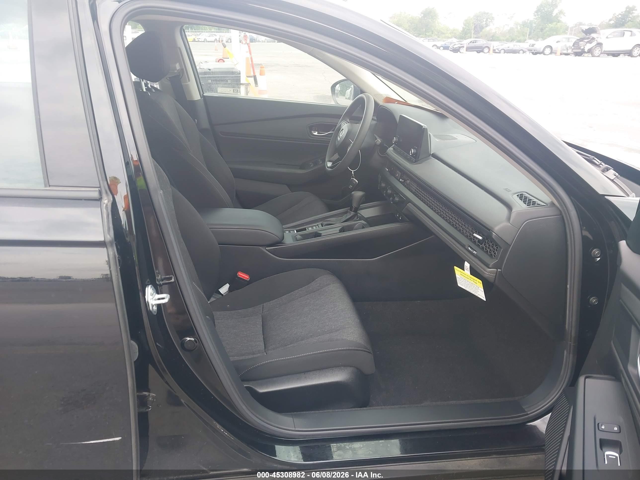 2024 Honda Accord Ex Black vin: 1HGCY1F32RA070122