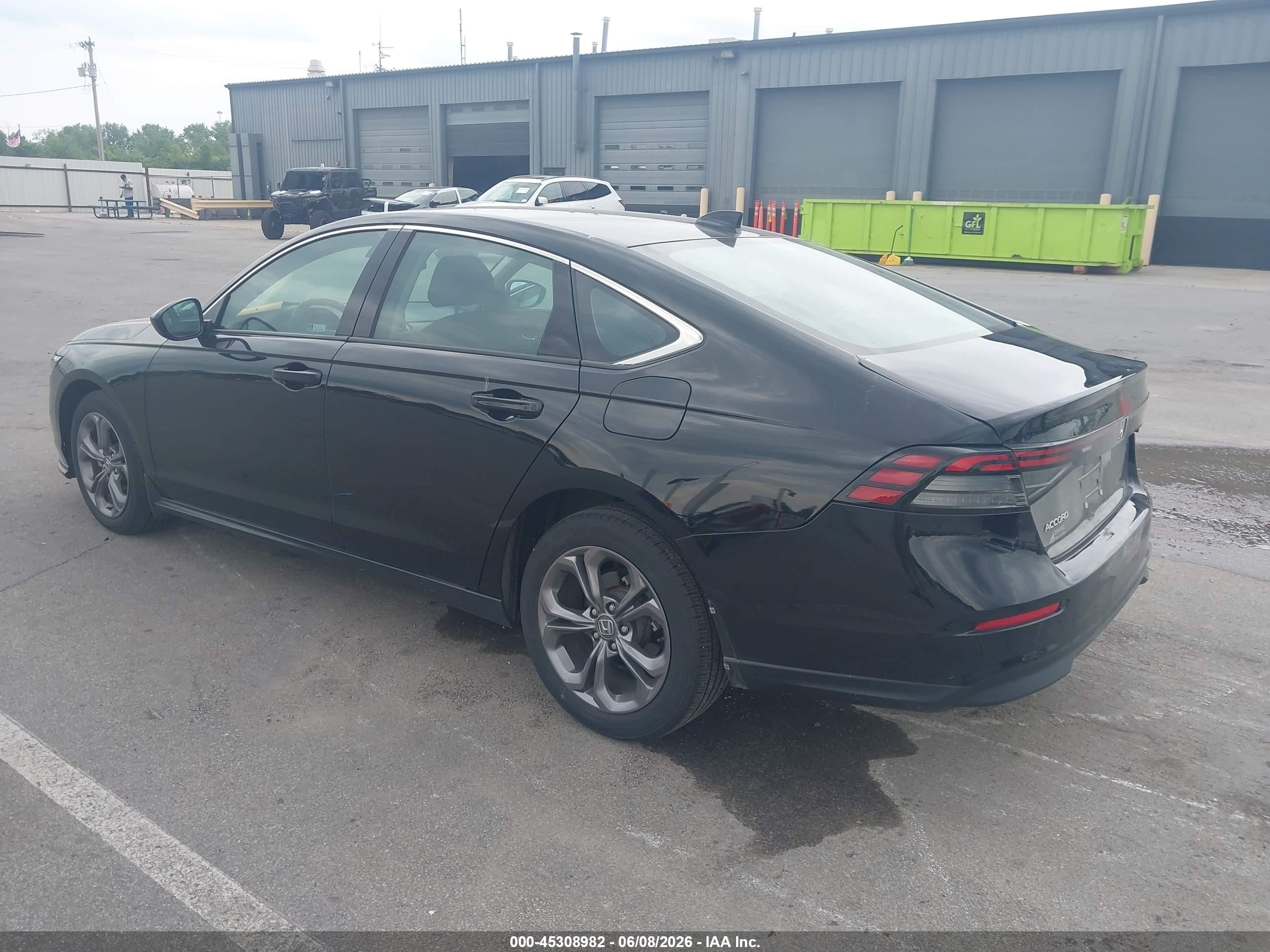 2024 Honda Accord Ex Black vin: 1HGCY1F32RA070122